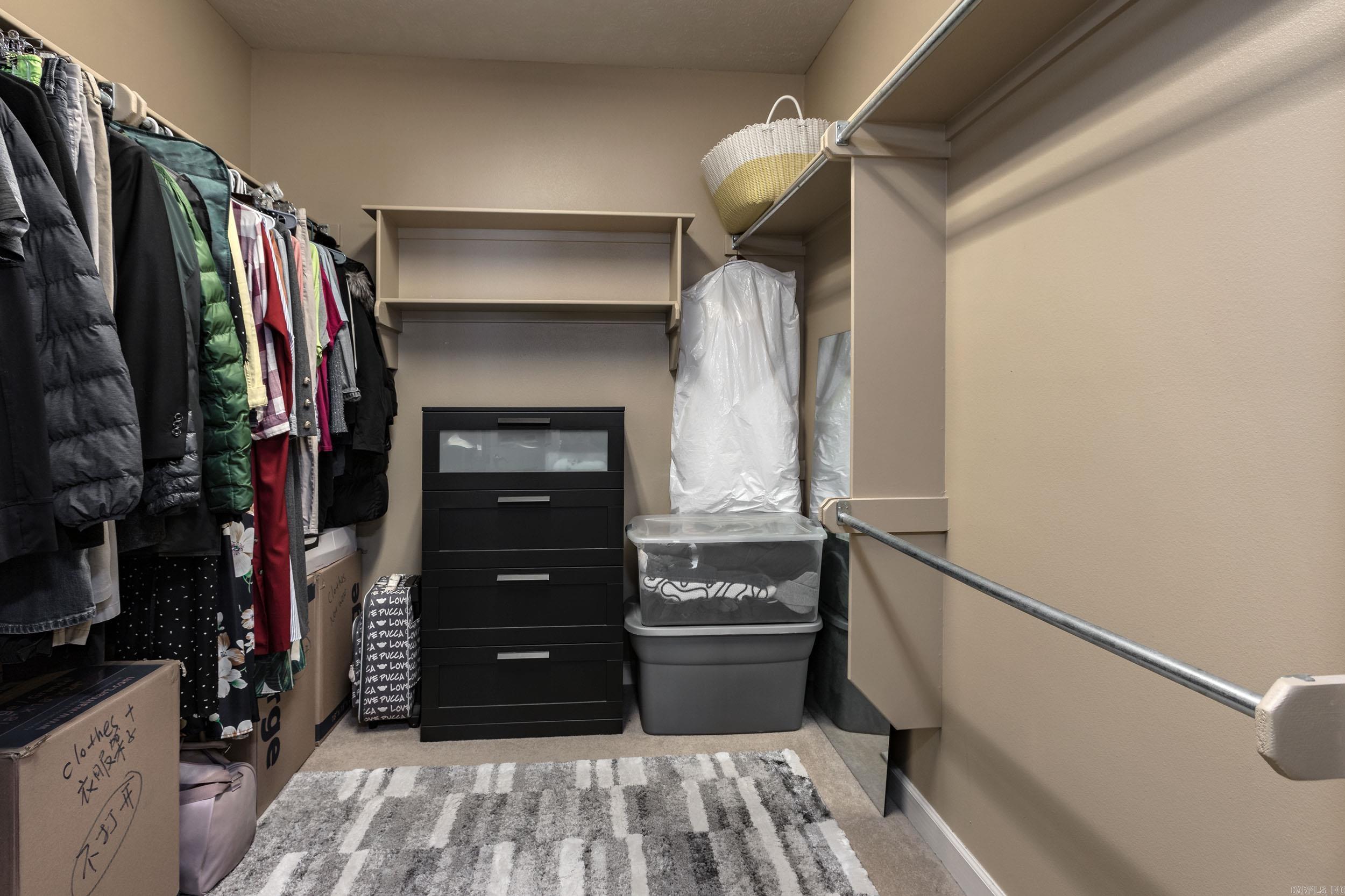 SOUTH WIND - Residential