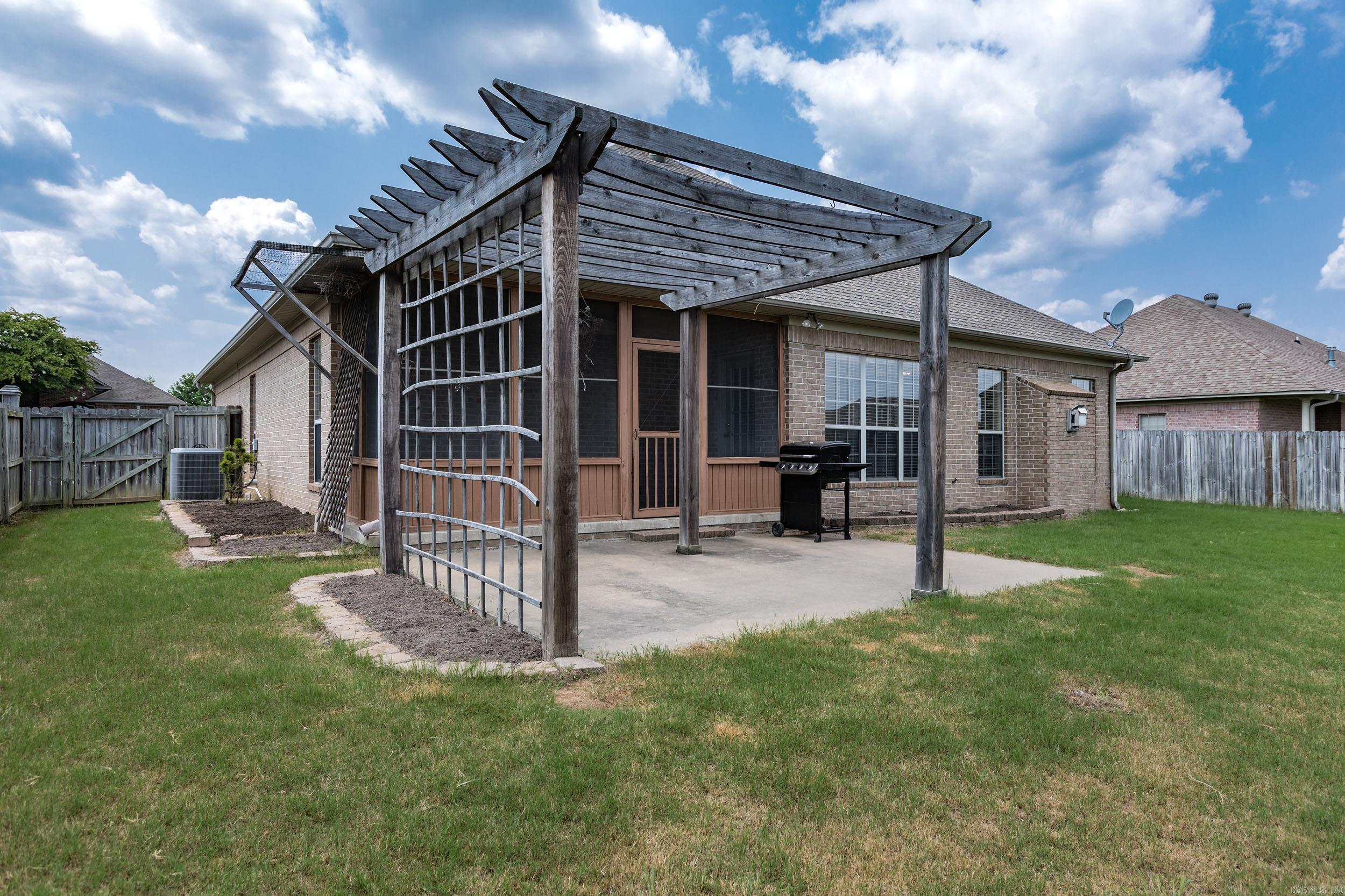 SOUTH WIND - Residential