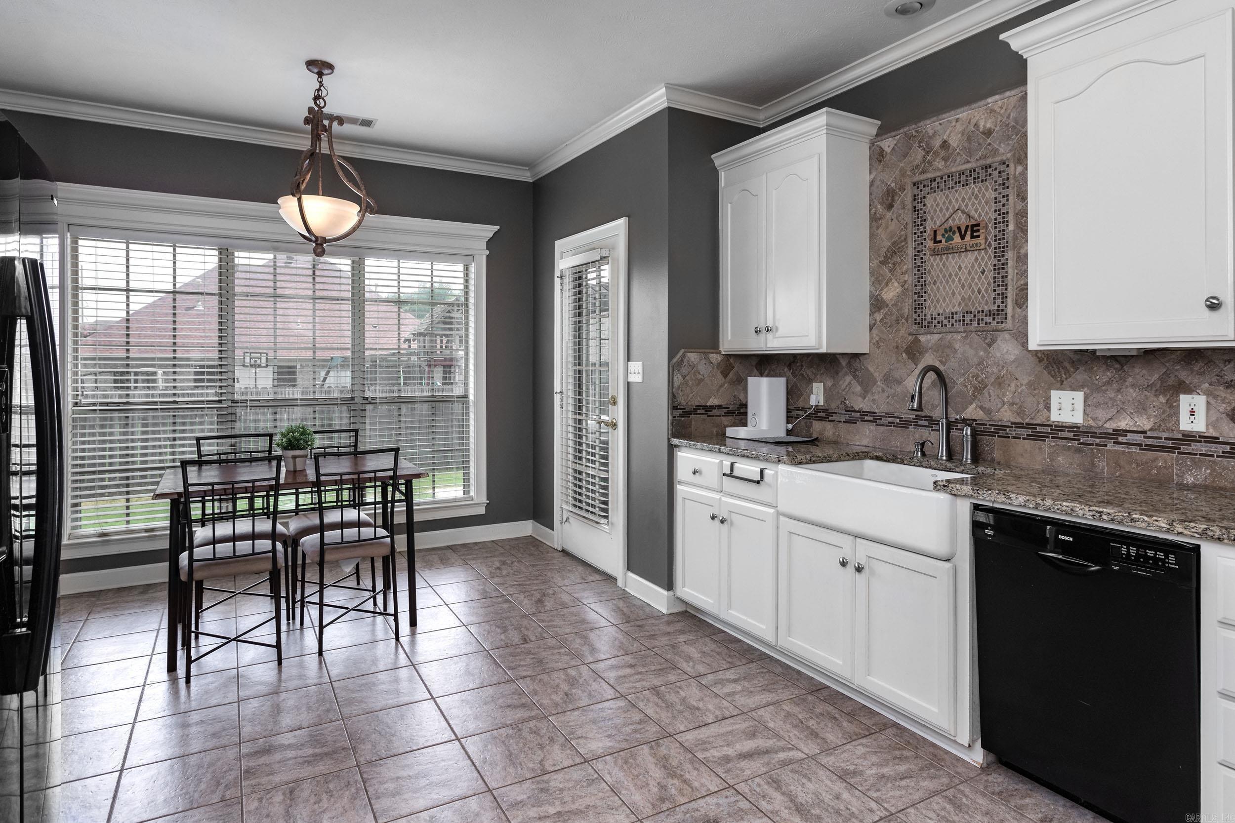 SOUTH WIND - Residential