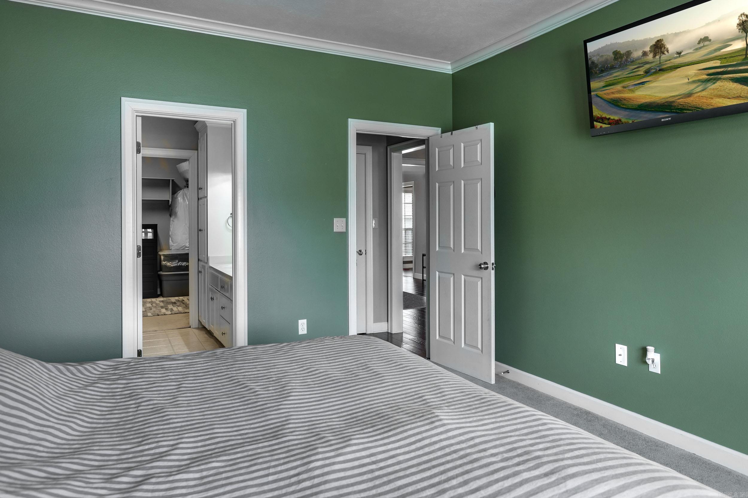 SOUTH WIND - Residential