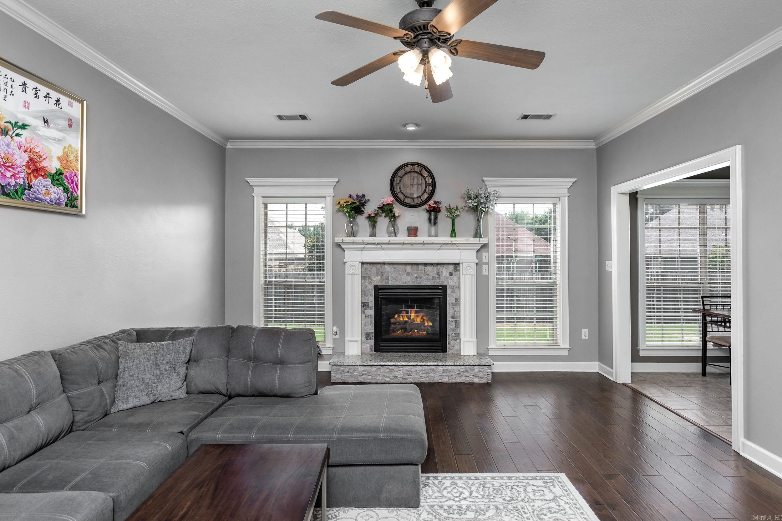 SOUTH WIND - Residential