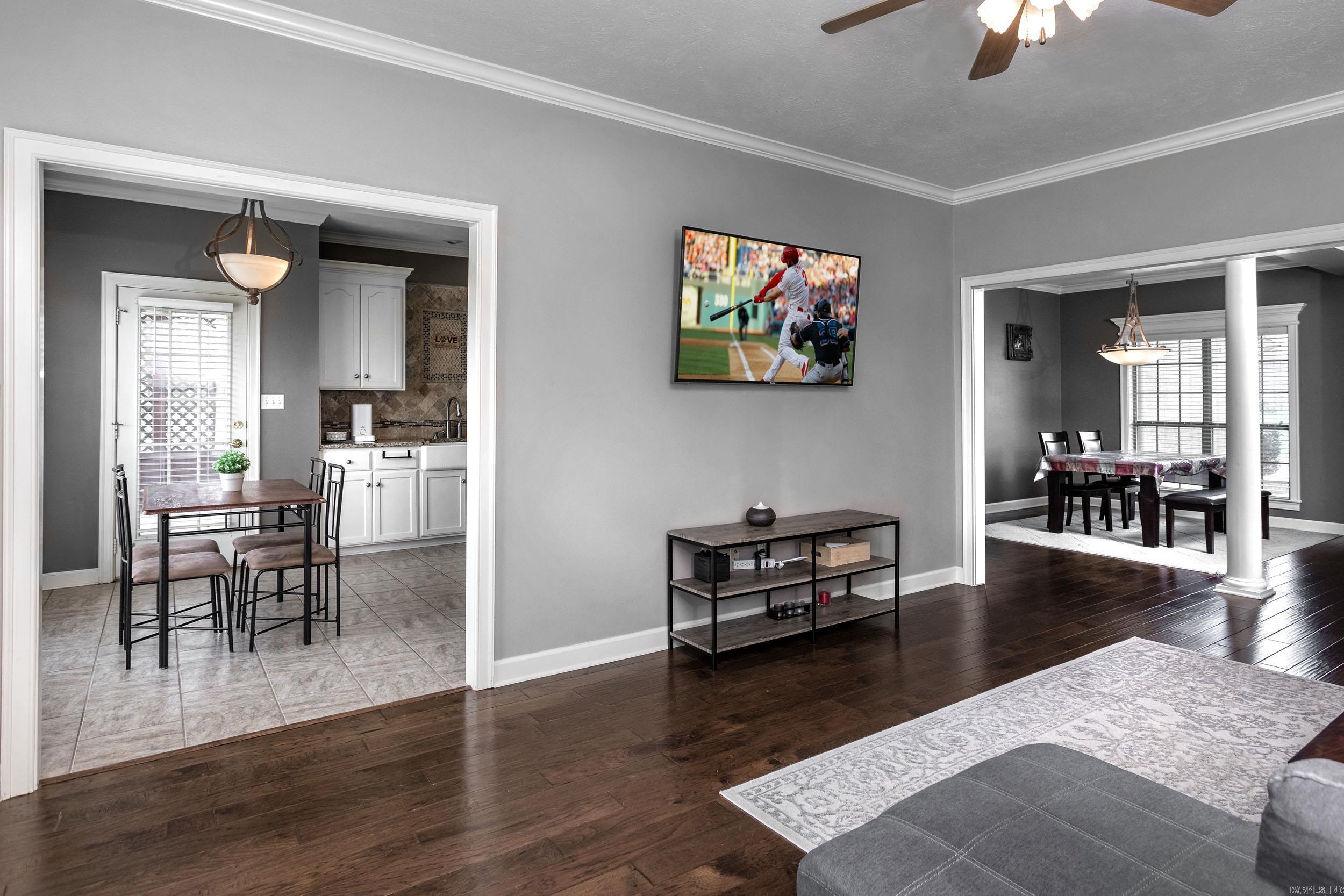 SOUTH WIND - Residential