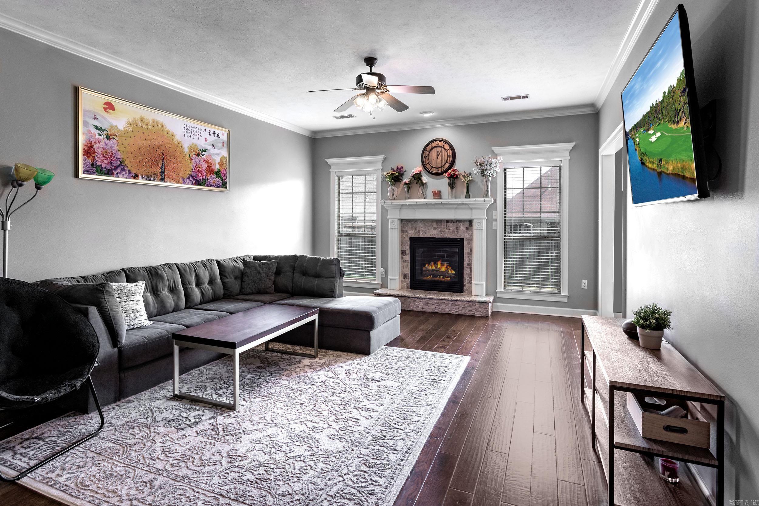 SOUTH WIND - Residential