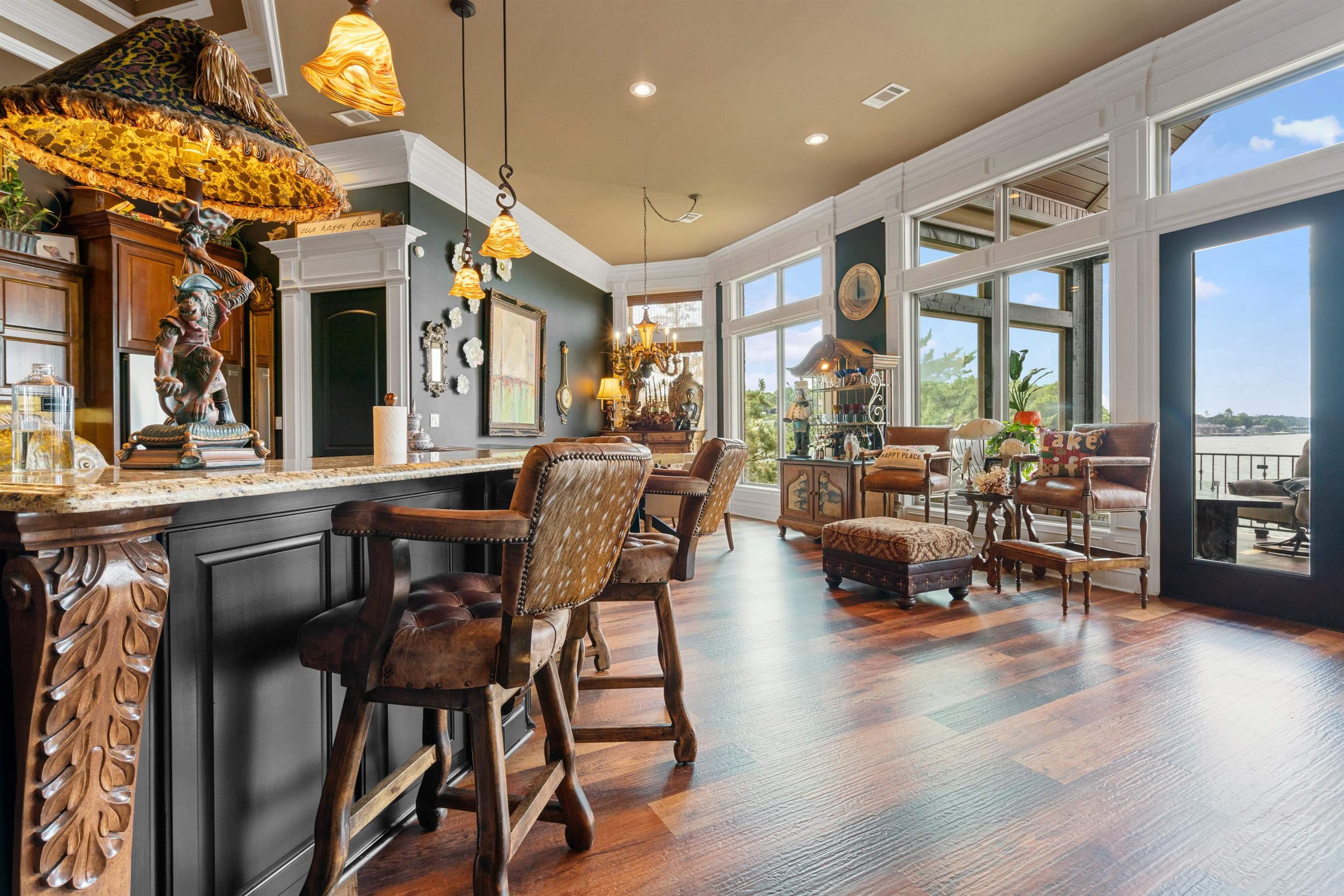 Sparling Point - Residential