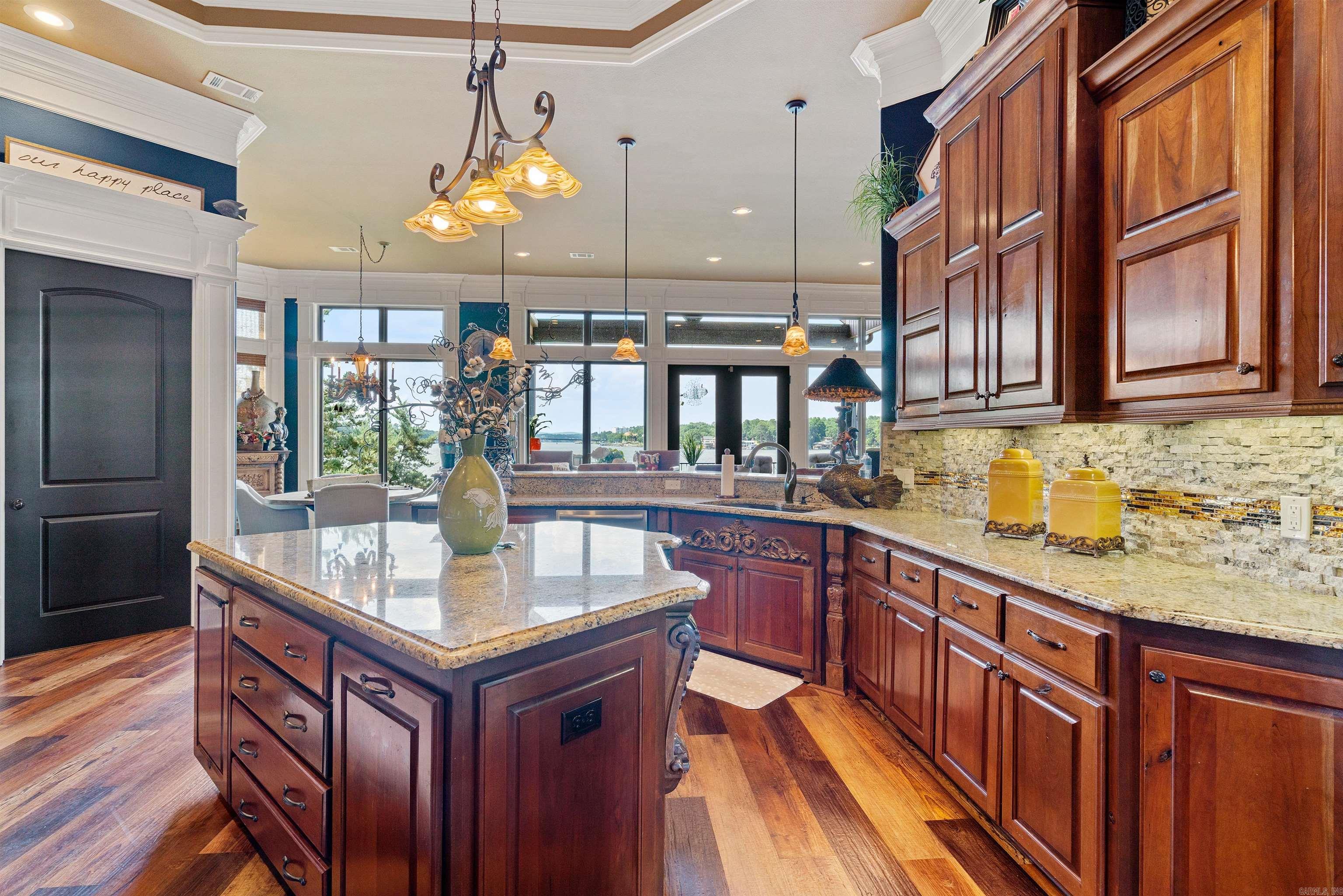 Sparling Point - Residential