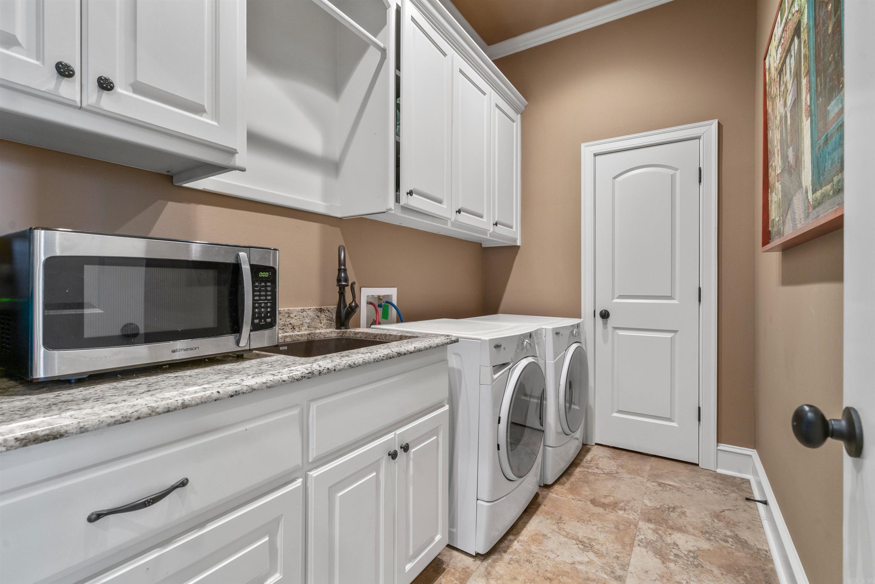 Sparling Point - Residential