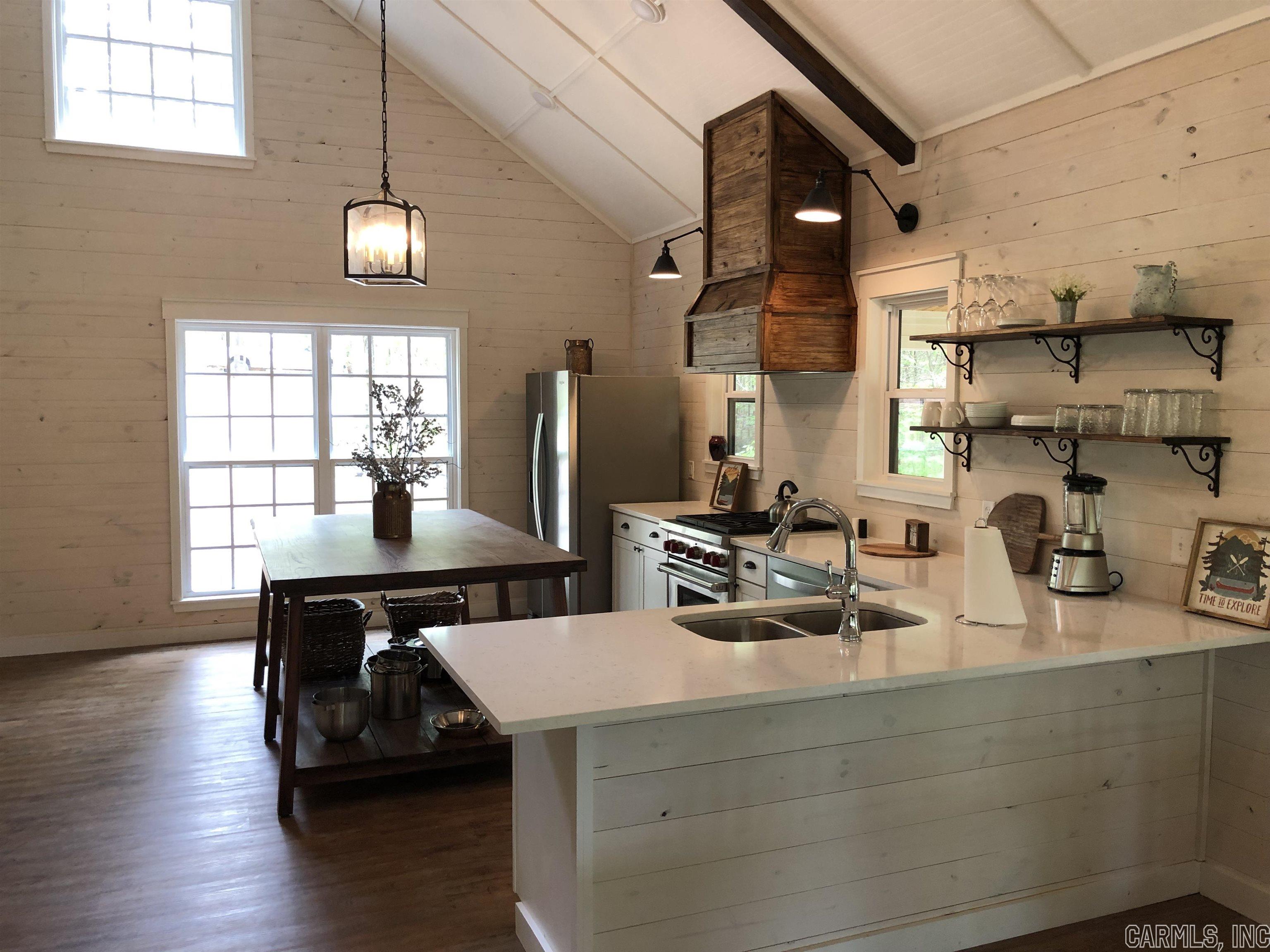 THE NARROWS - Residential