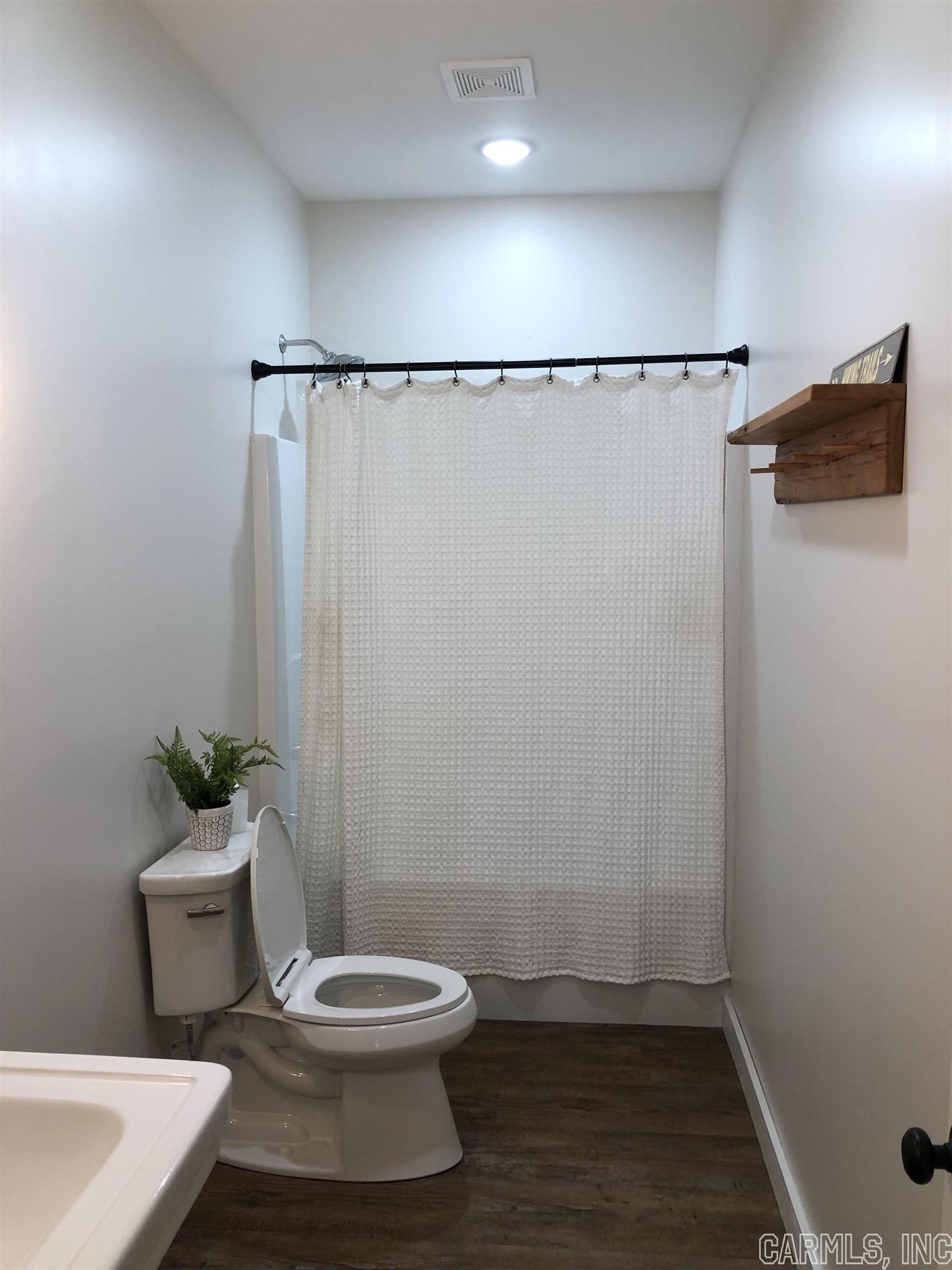 THE NARROWS - Residential