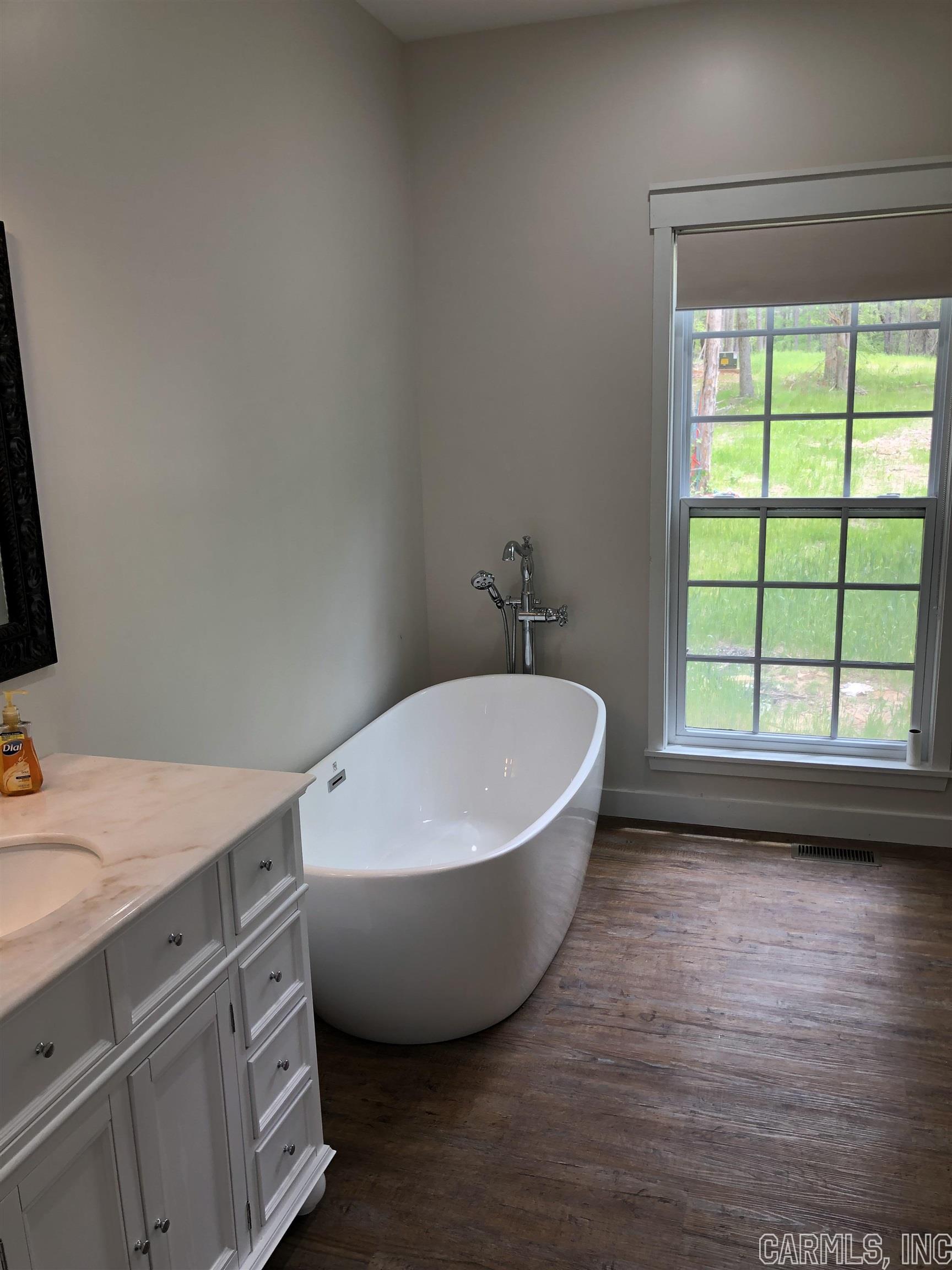 THE NARROWS - Residential