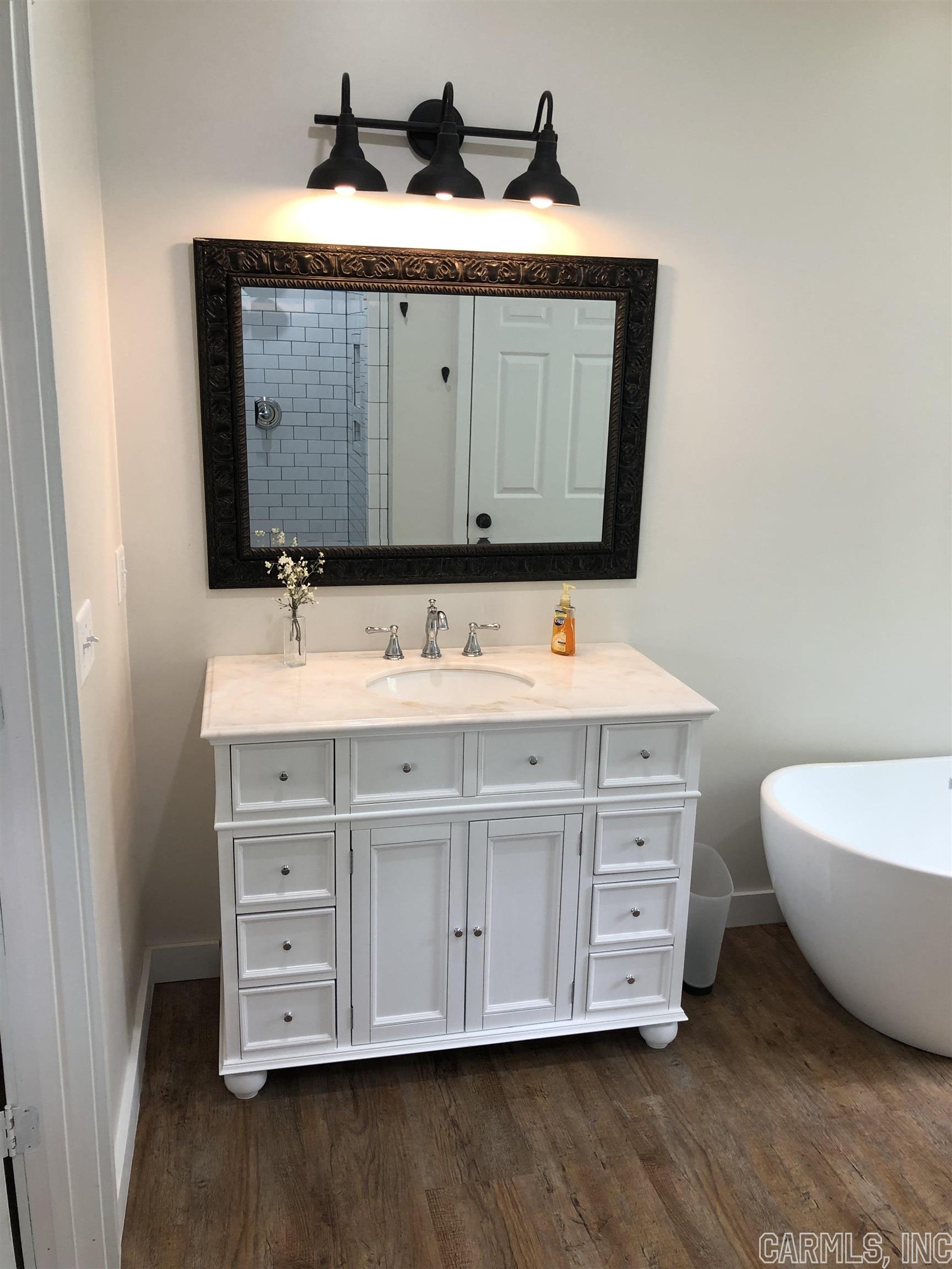 THE NARROWS - Residential