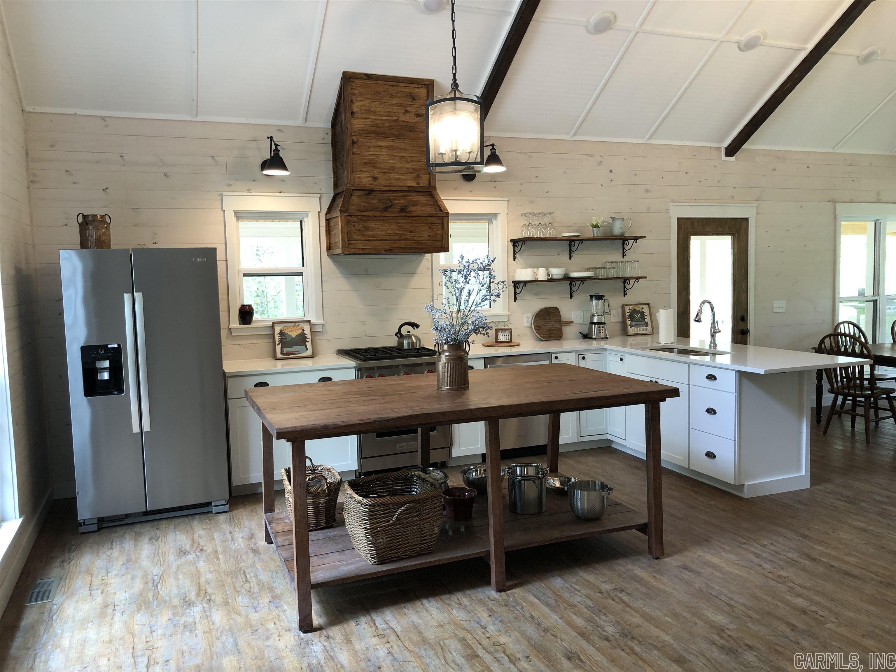 THE NARROWS - Residential