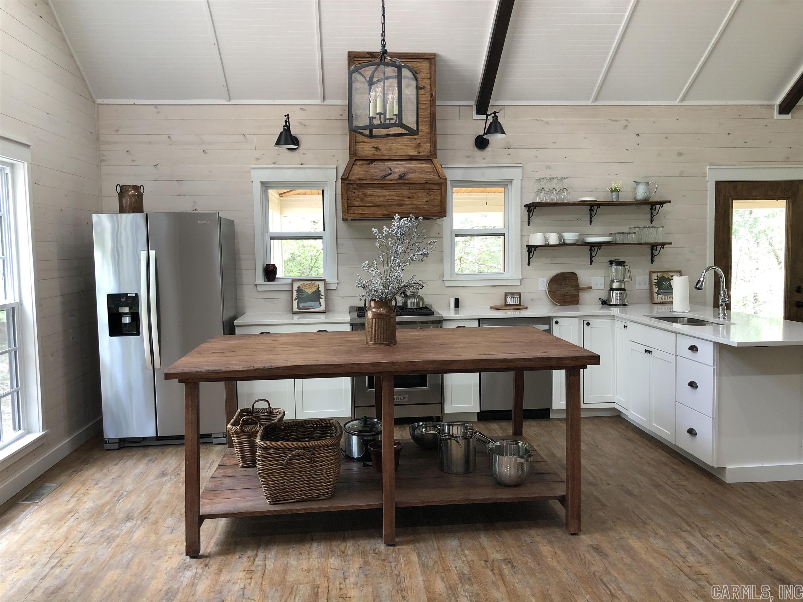 THE NARROWS - Residential