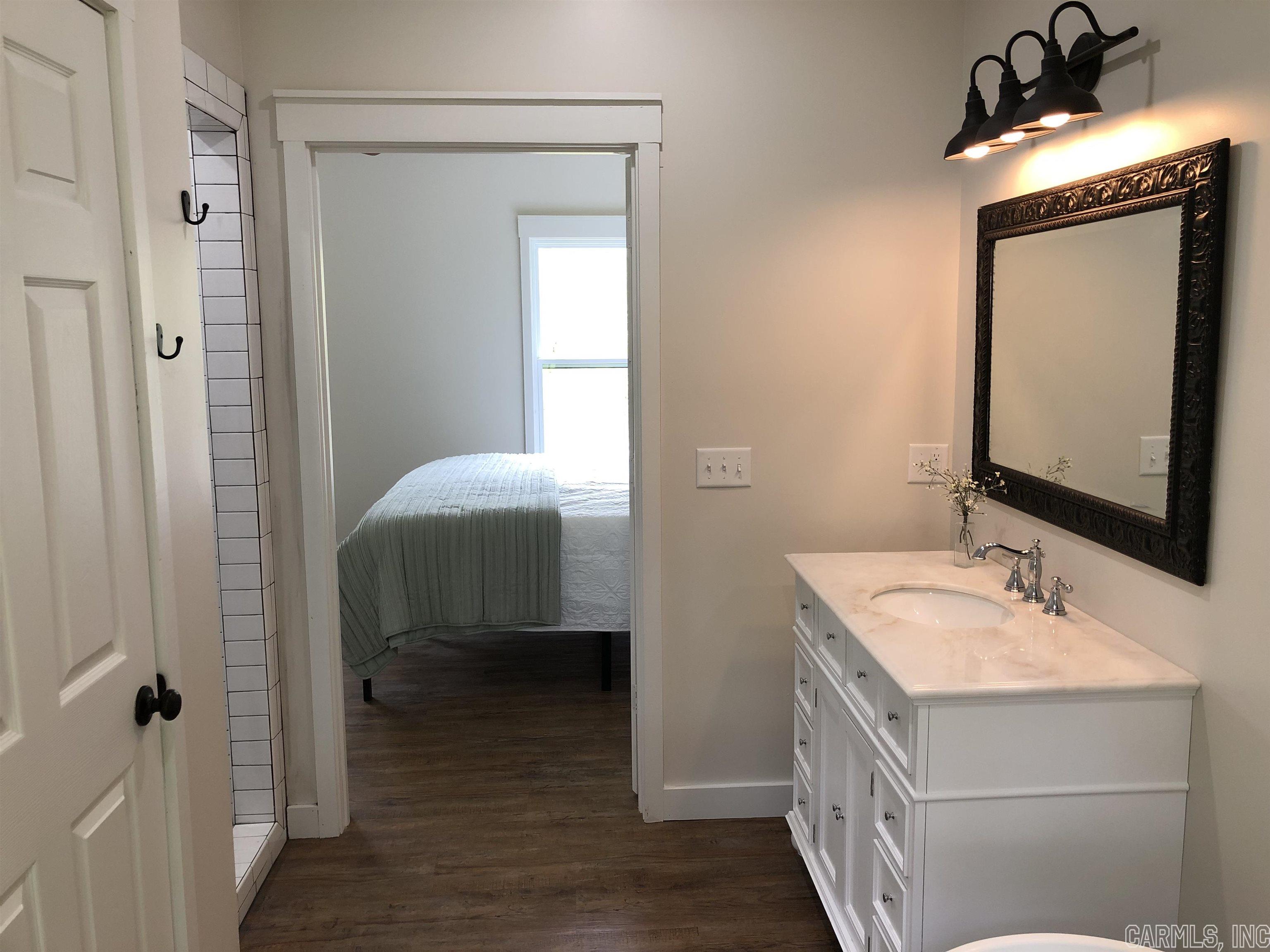 THE NARROWS - Residential