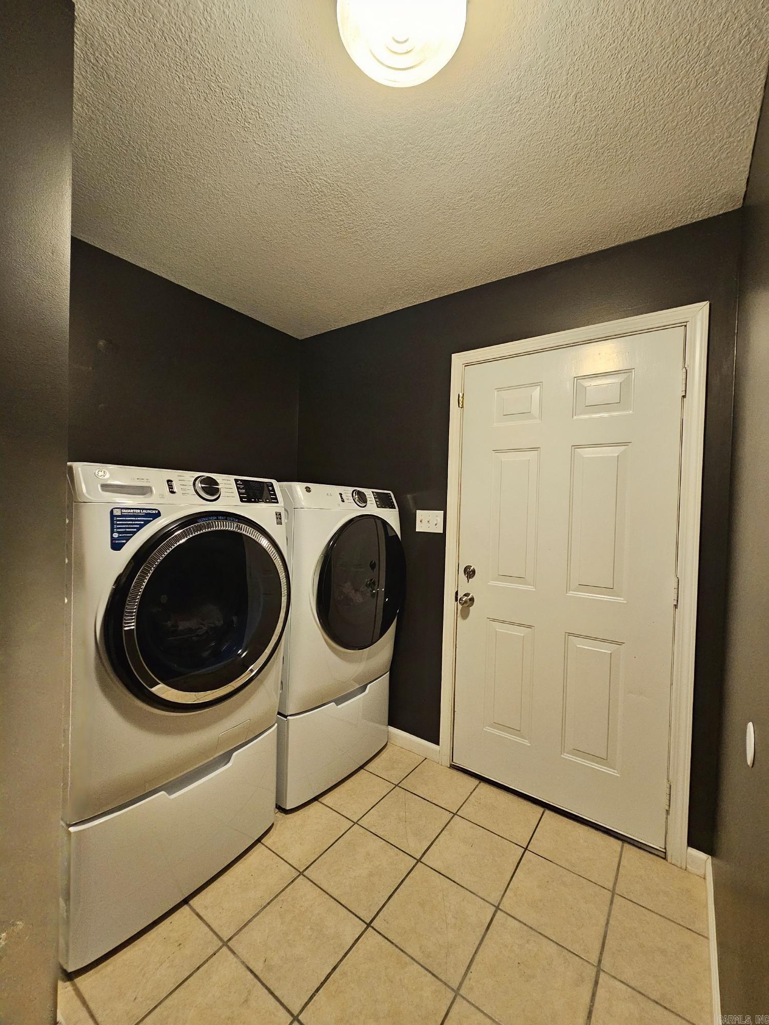 OAK PARK SUB - Residential