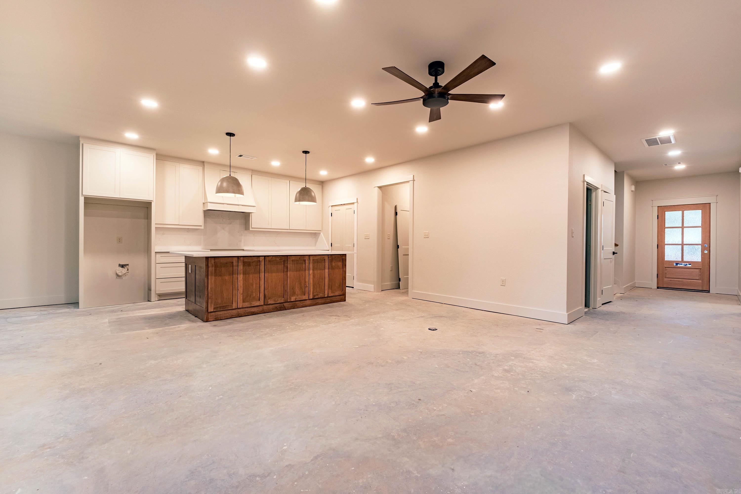 CAMMACK WOODS - Residential