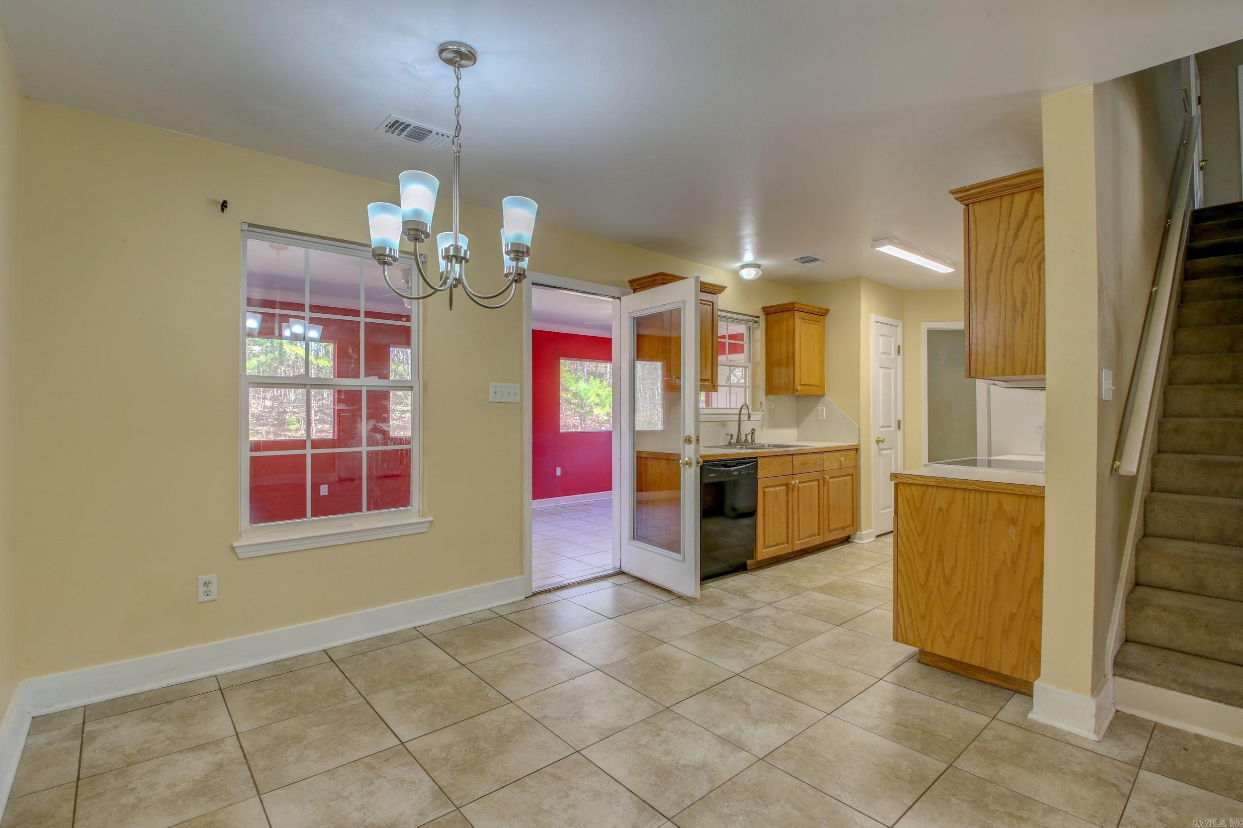 HARTFORD HILLS - Residential