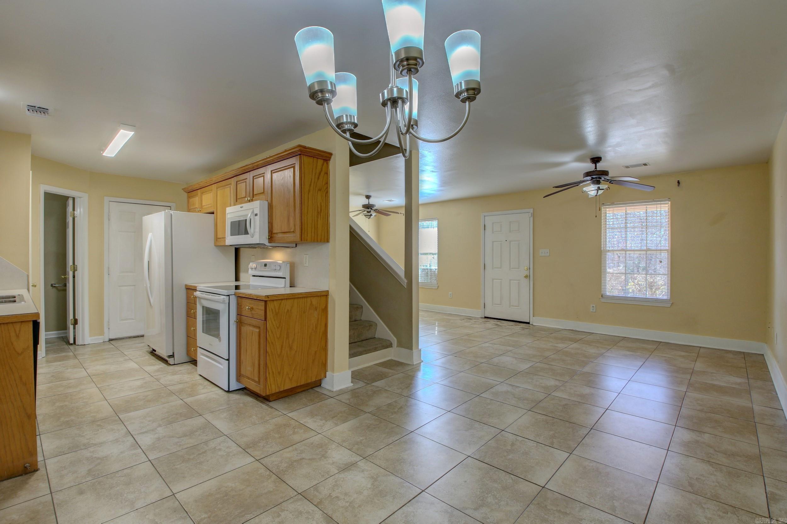 HARTFORD HILLS - Residential