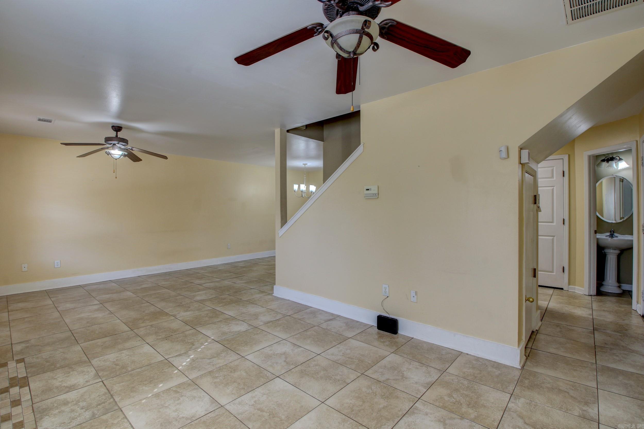 HARTFORD HILLS - Residential