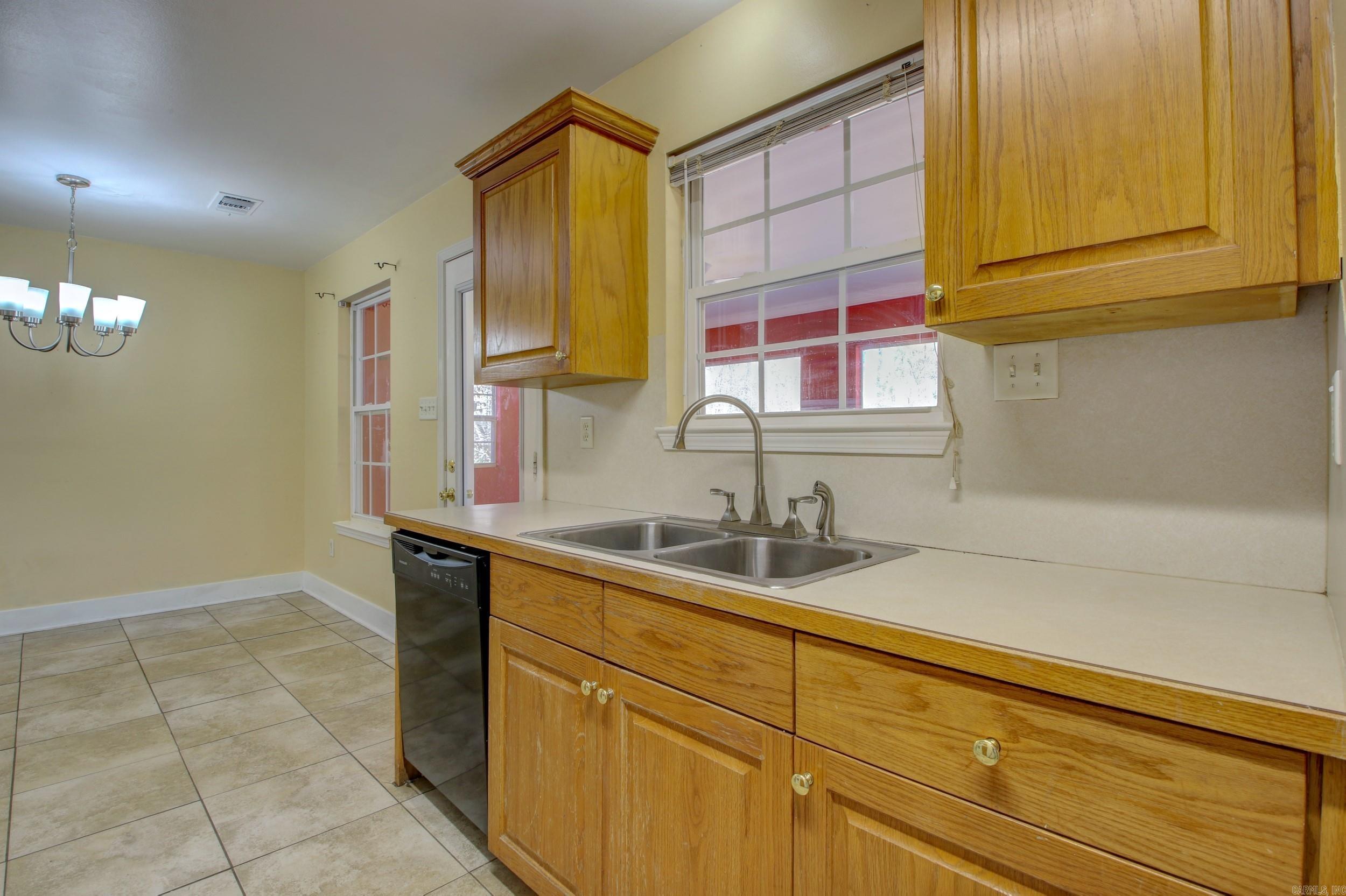 HARTFORD HILLS - Residential