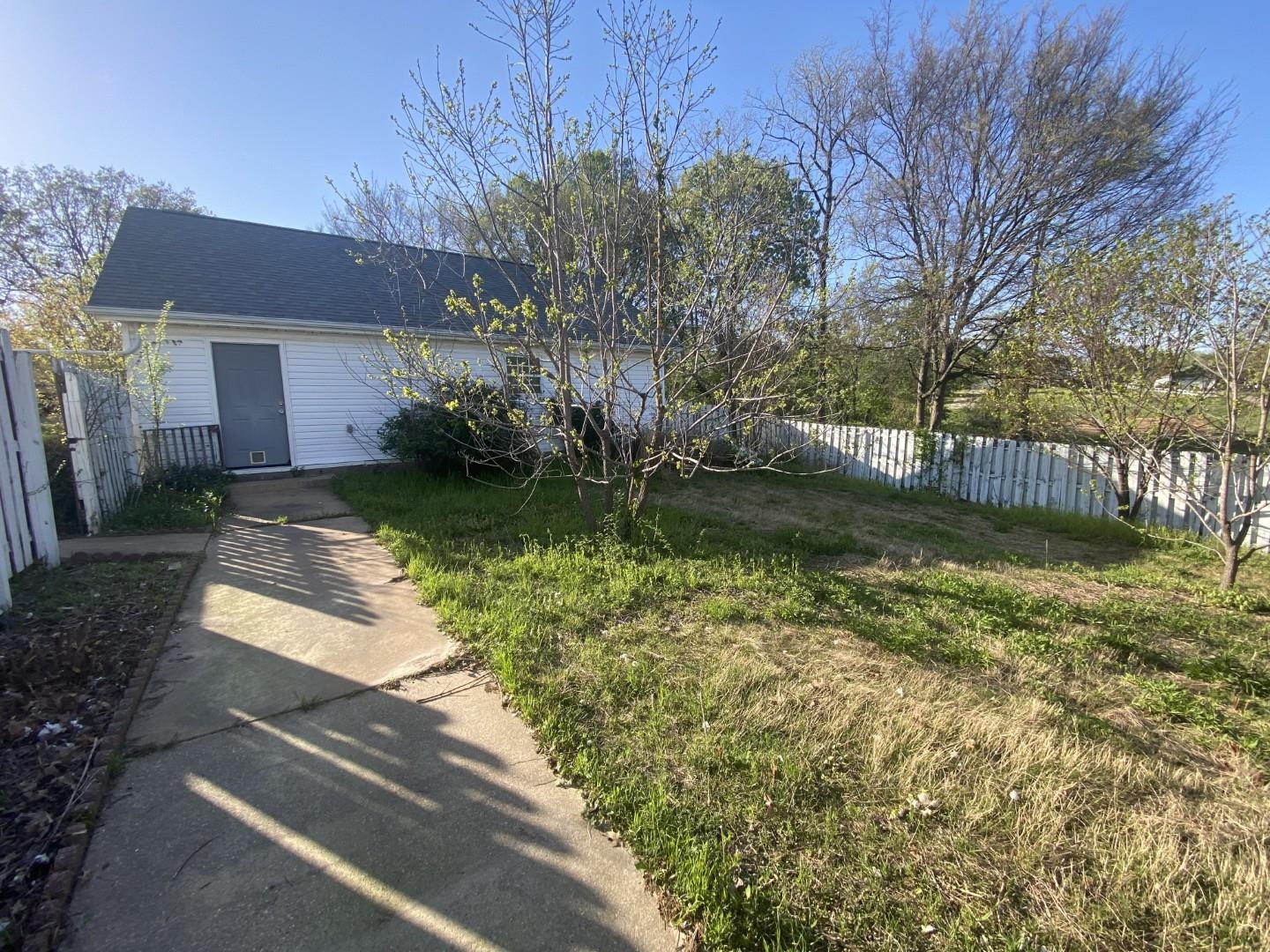 Country Lake Estates - Residential