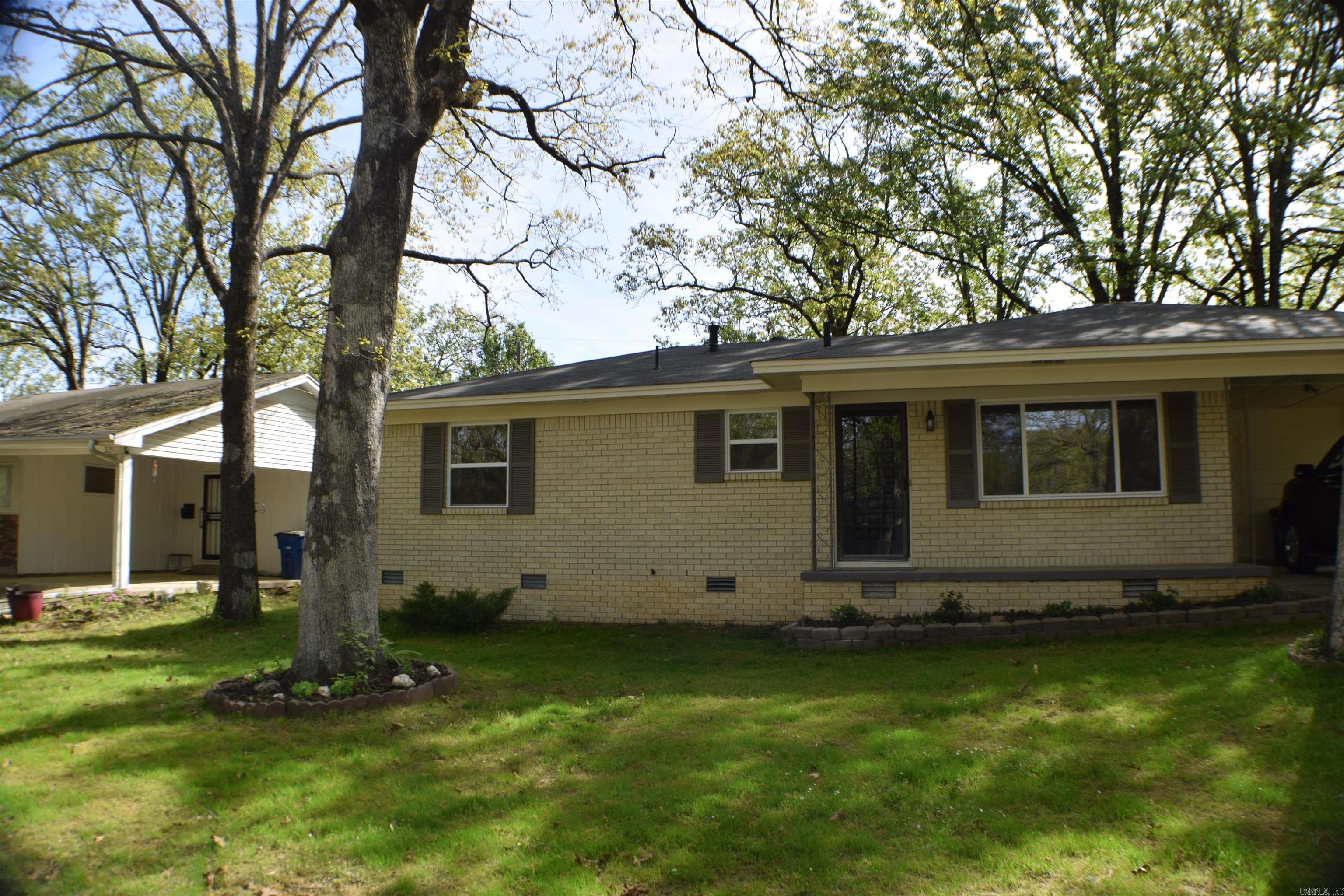 INDIAN HILLS - Residential