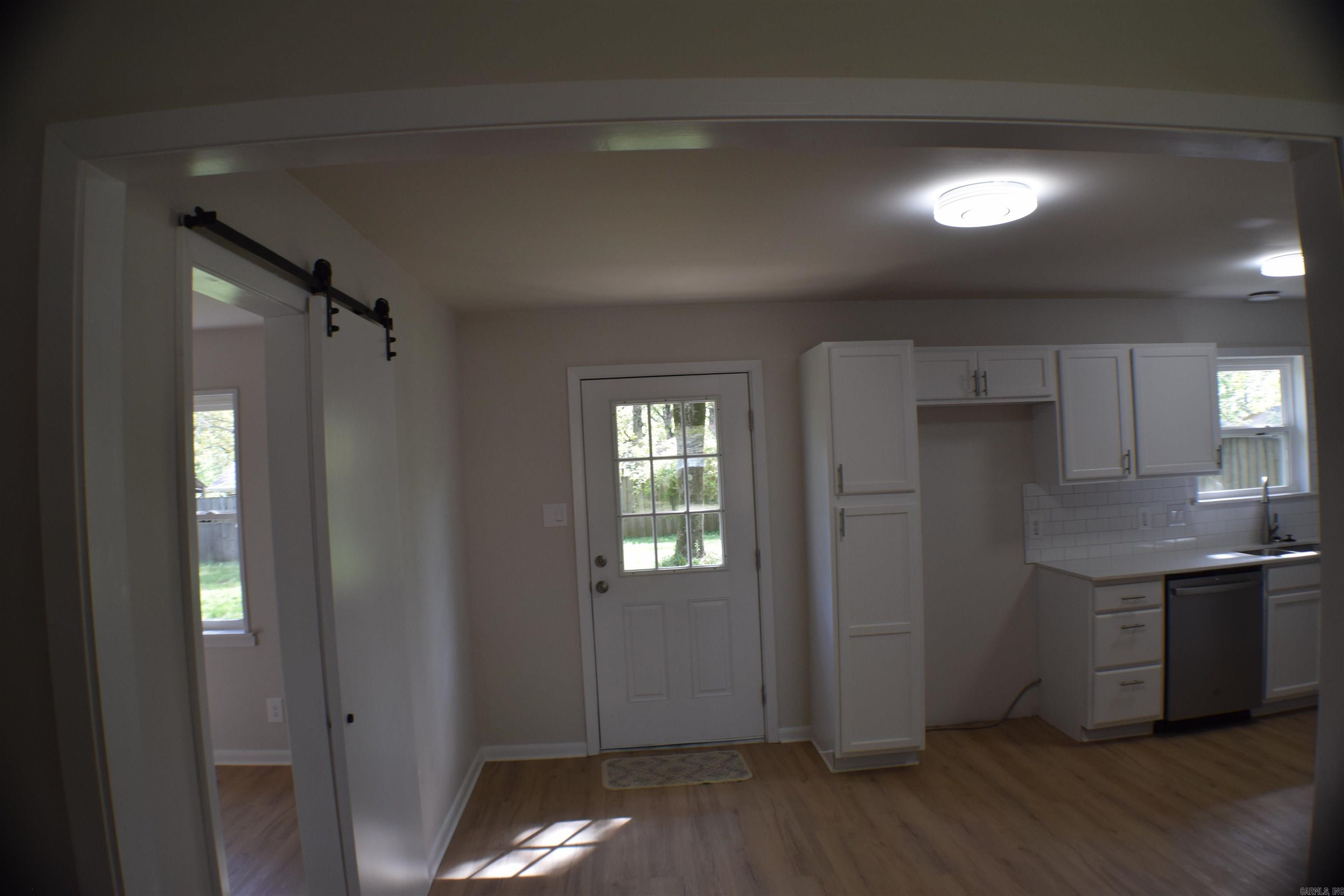 INDIAN HILLS - Residential