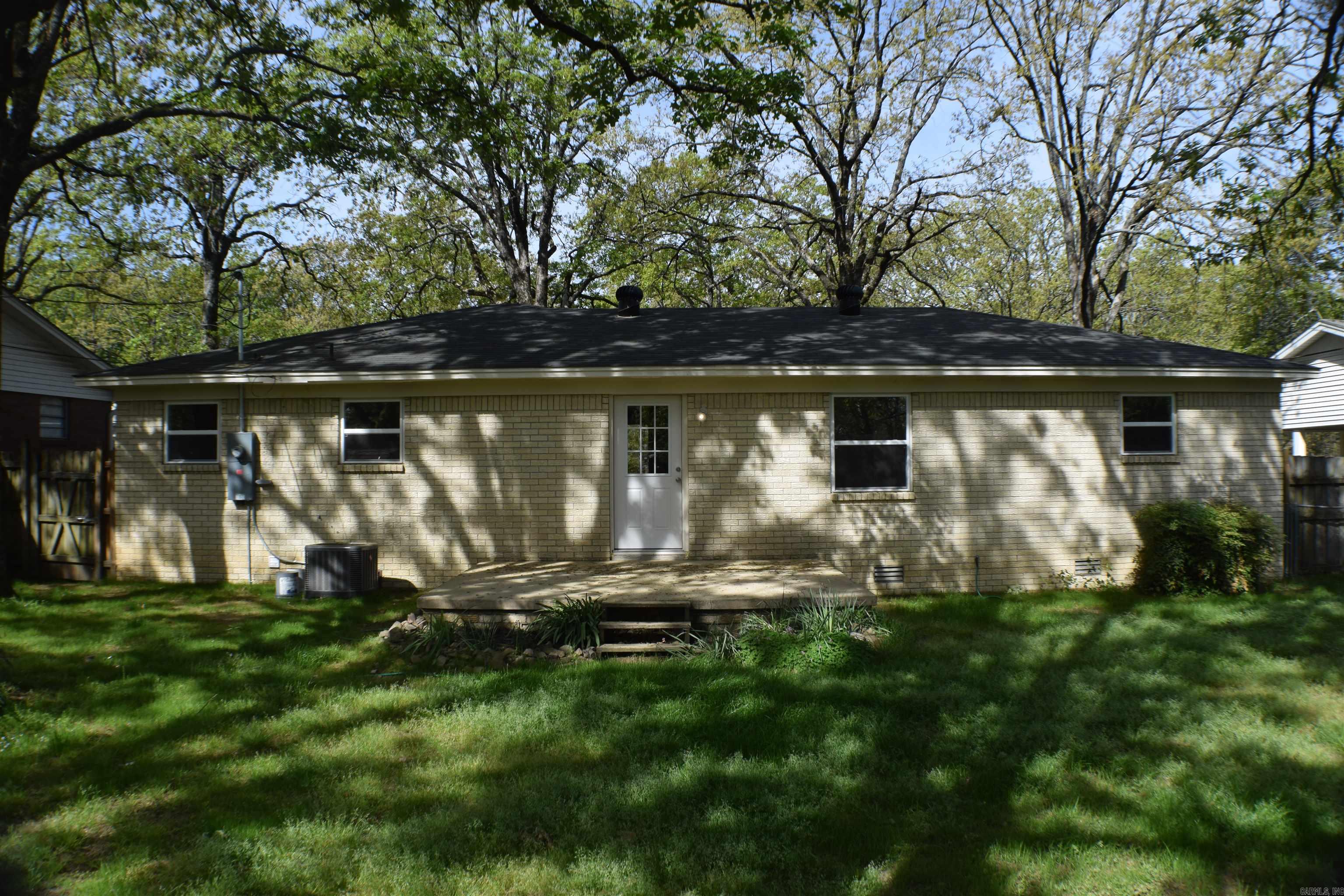 INDIAN HILLS - Residential