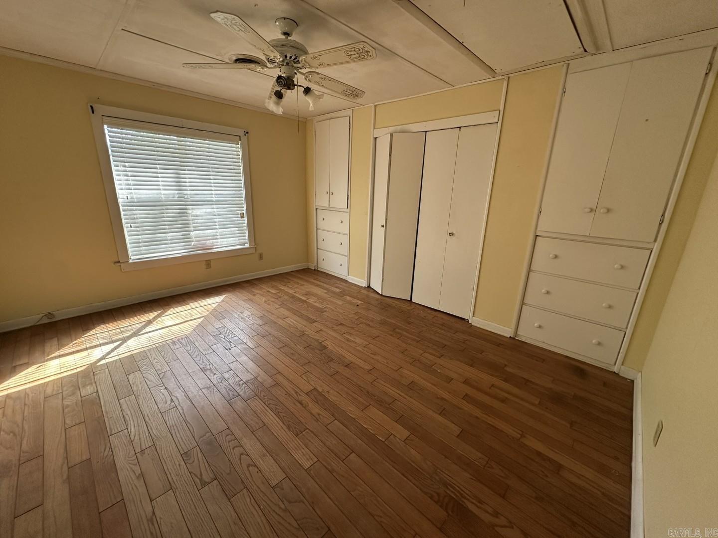 MCGAHHEY/LESLIES - Residential