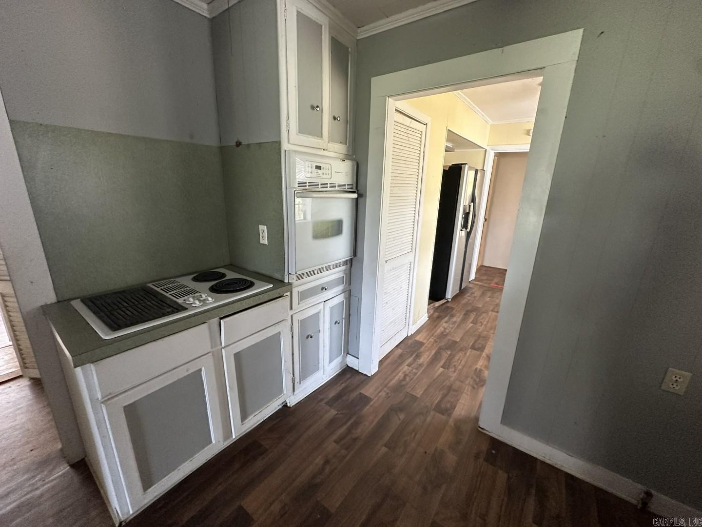 MCGAHHEY/LESLIES - Residential