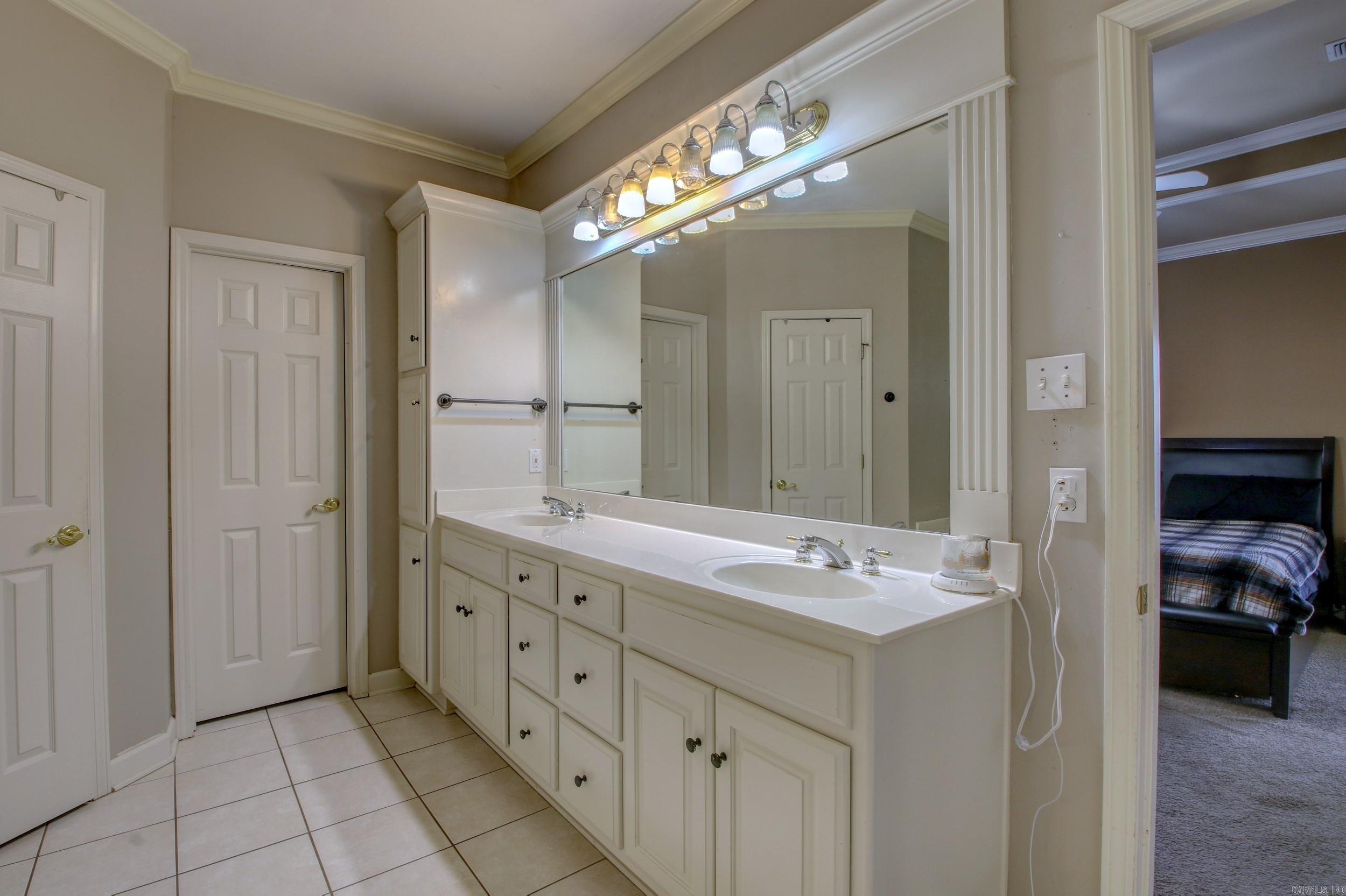 EDGEWATER ADDN - Residential