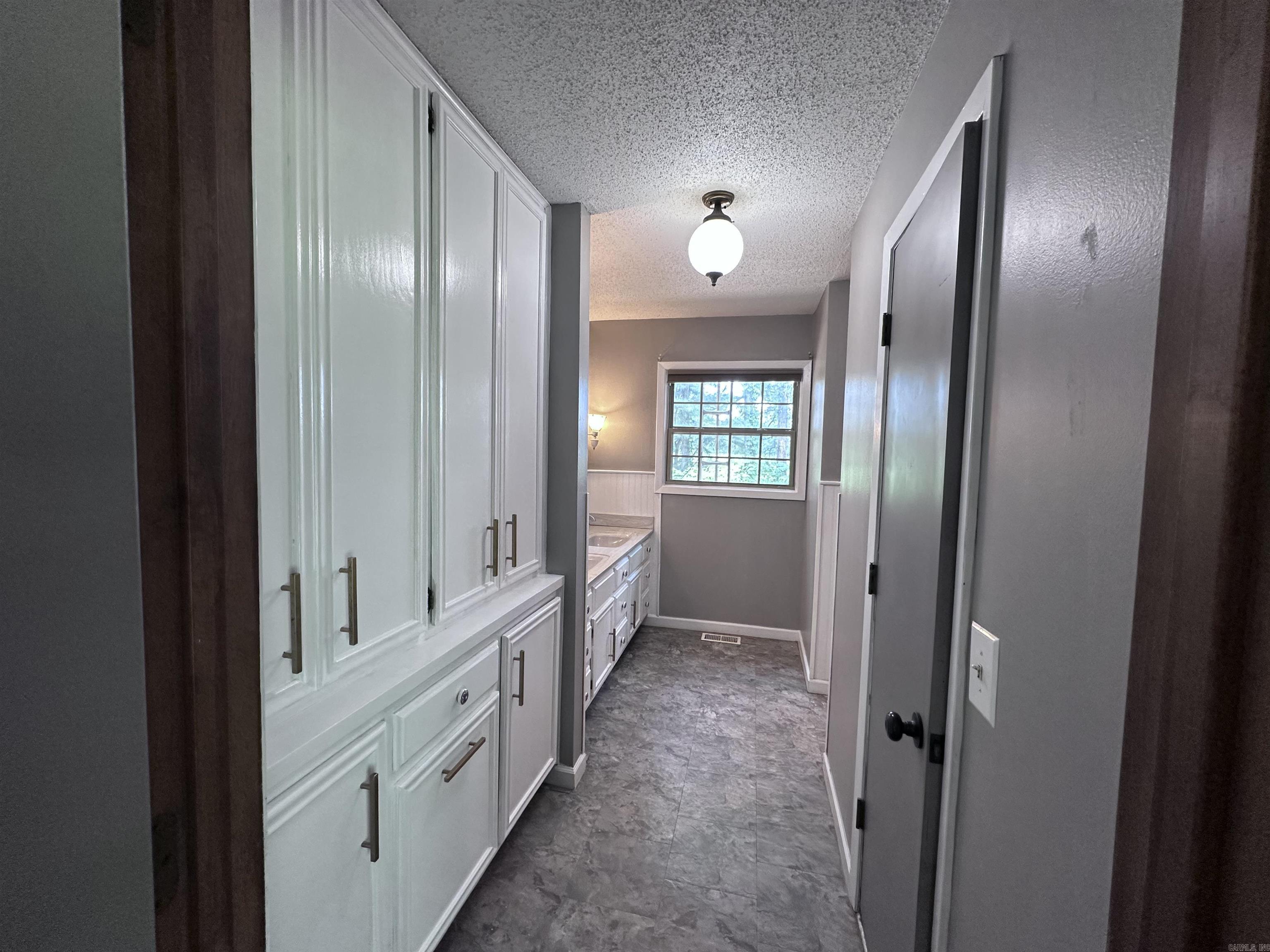 COUNTY - Residential