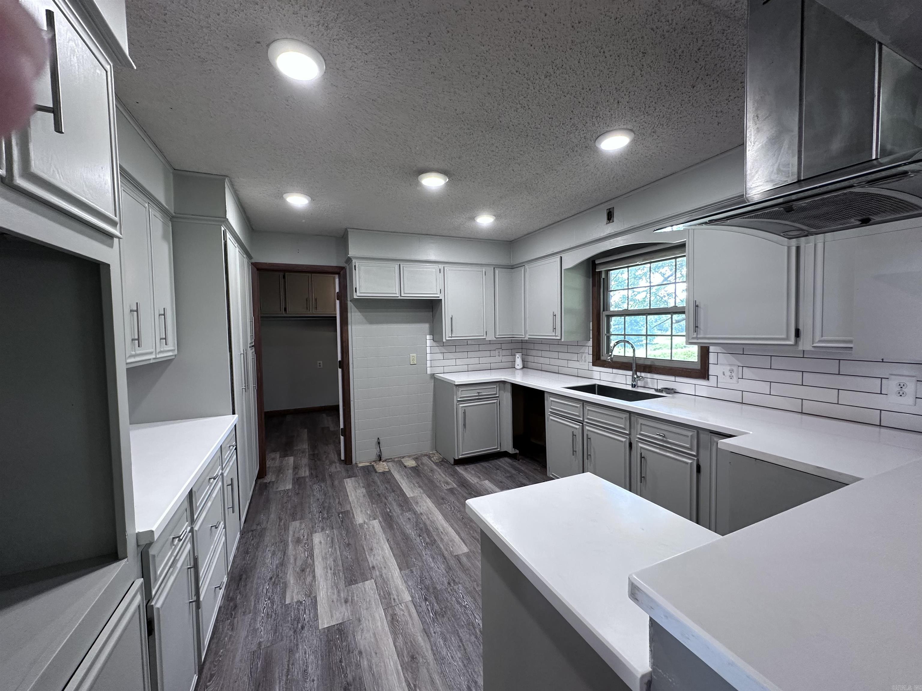 COUNTY - Residential