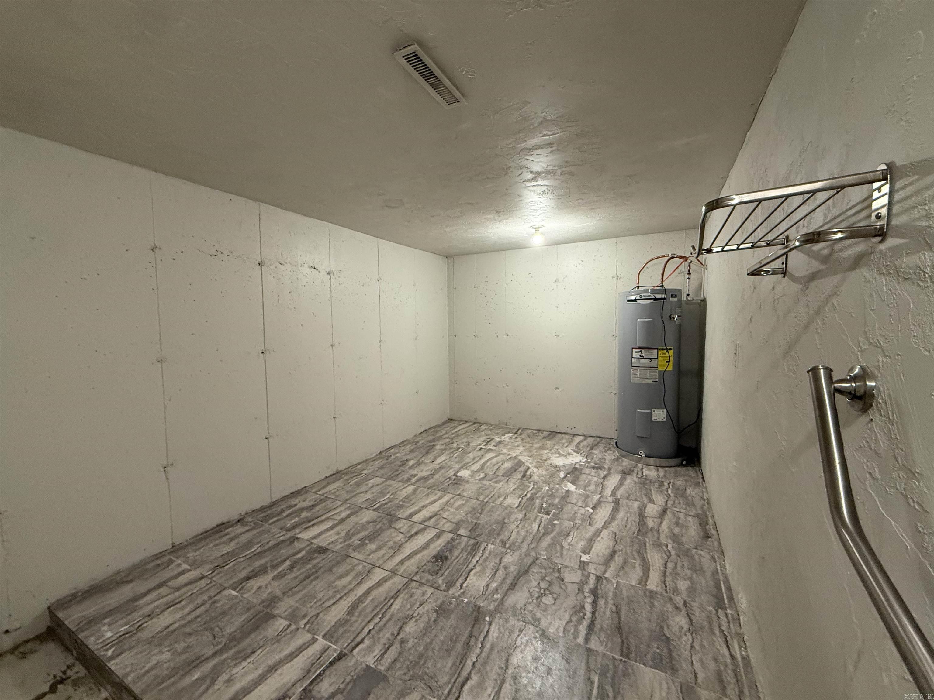 COUNTY - Residential