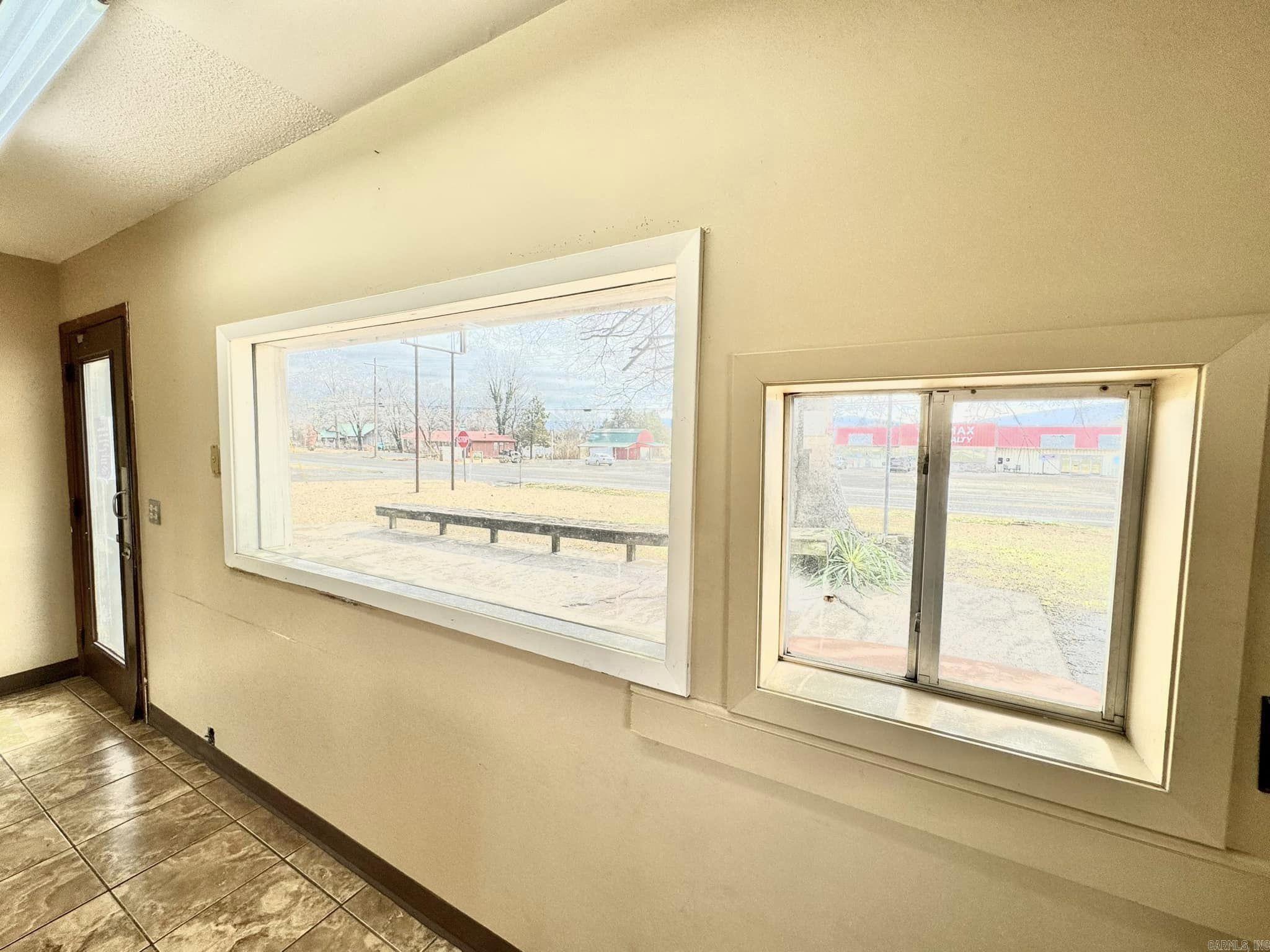 Metes & Bounds - Commercial Sale