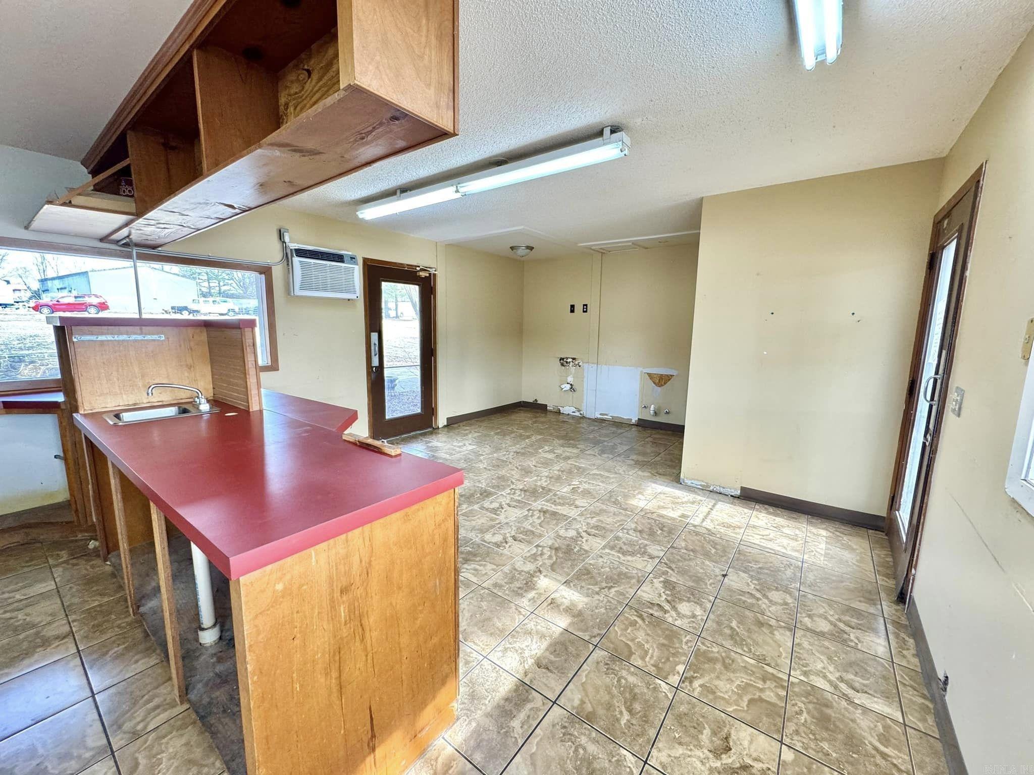 Metes & Bounds - Commercial Sale