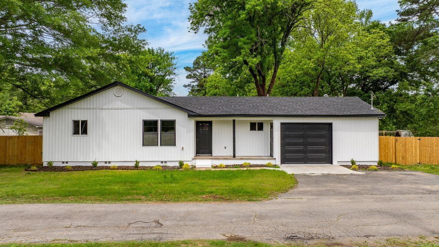 Fully remodeled home featuring 3 bedrooms 2 full baths plus separate IN LAWS quarters with full bath making this a total of 4 bed 3 full baths! Conveniently located in Mabelvale near the Outlets of Little Rock, with quick access just minutes away from Interstate 30. This home offers plenty of space and a convenient location.