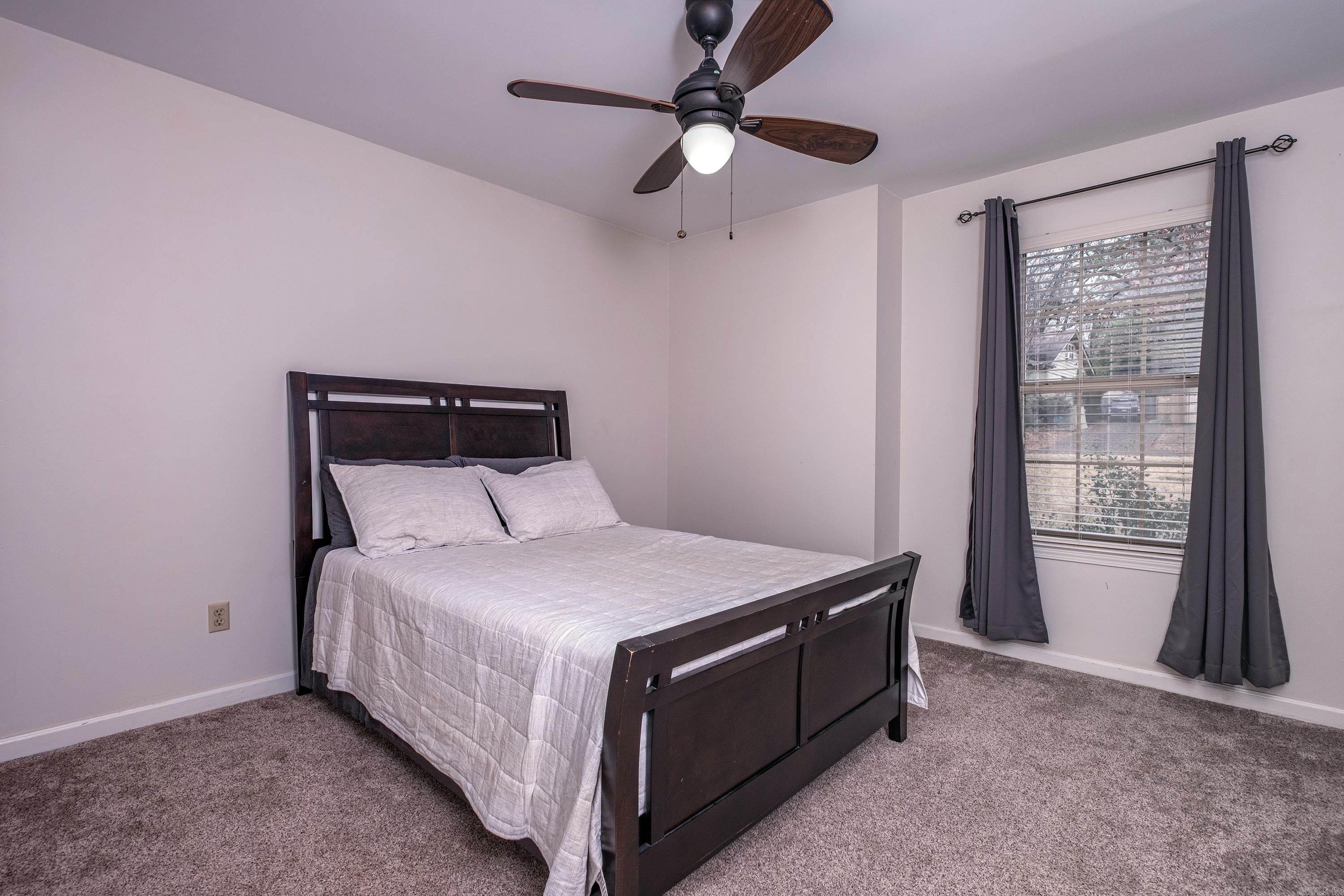 CEDAR RIDGE - Residential