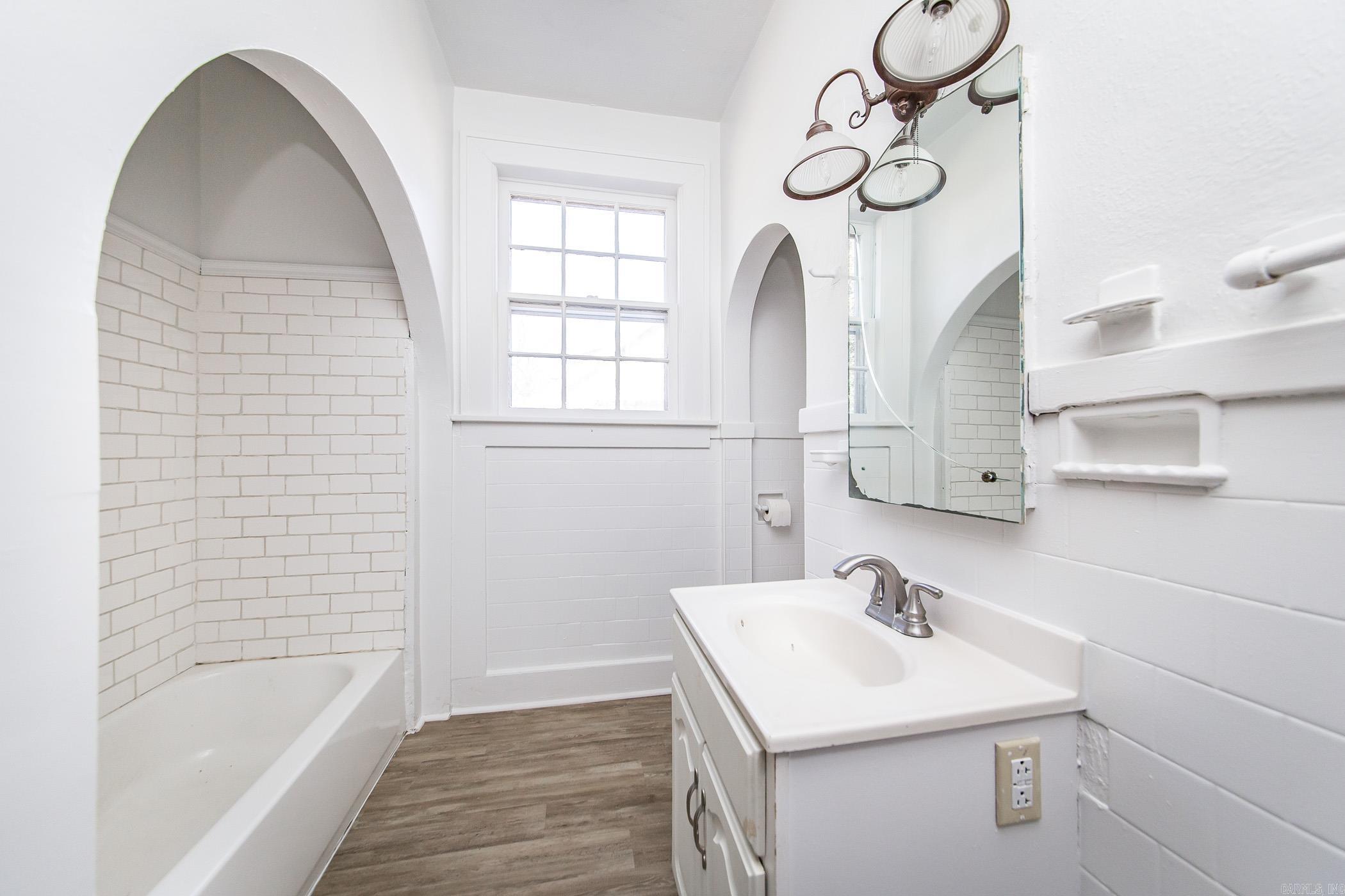 OT ENGLAND CITY - Residential