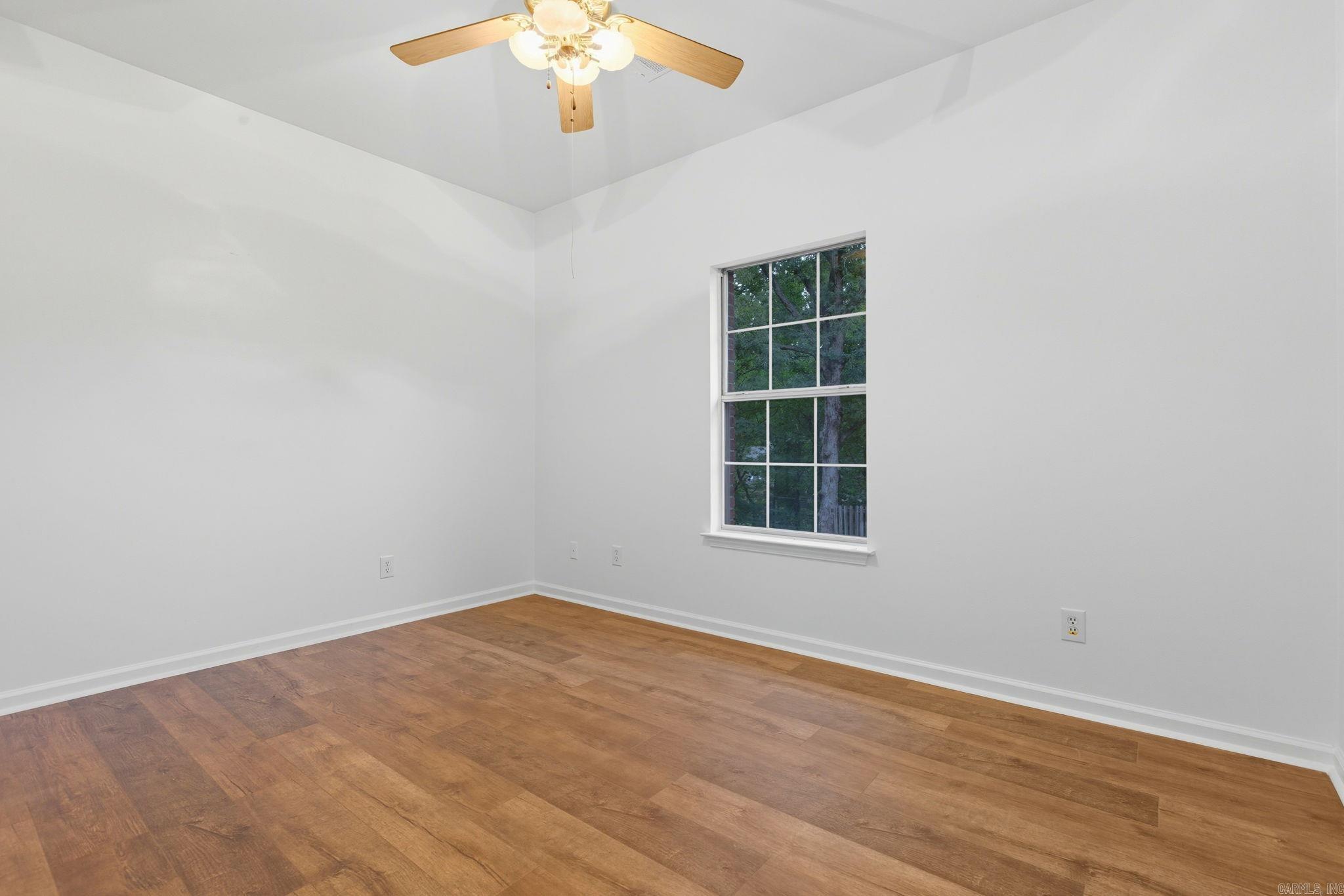 CARRIAGE CREEK - Residential