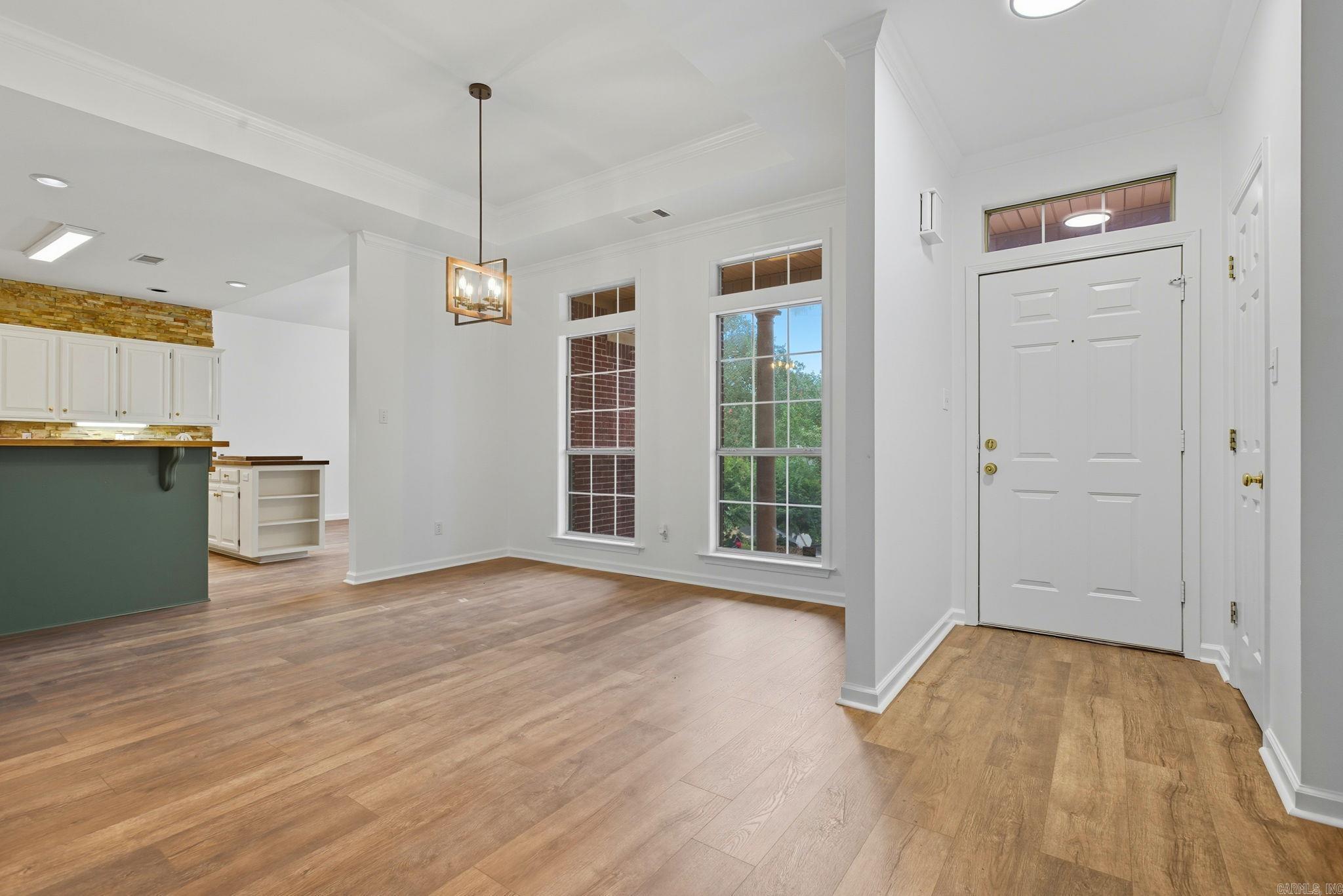 CARRIAGE CREEK - Residential