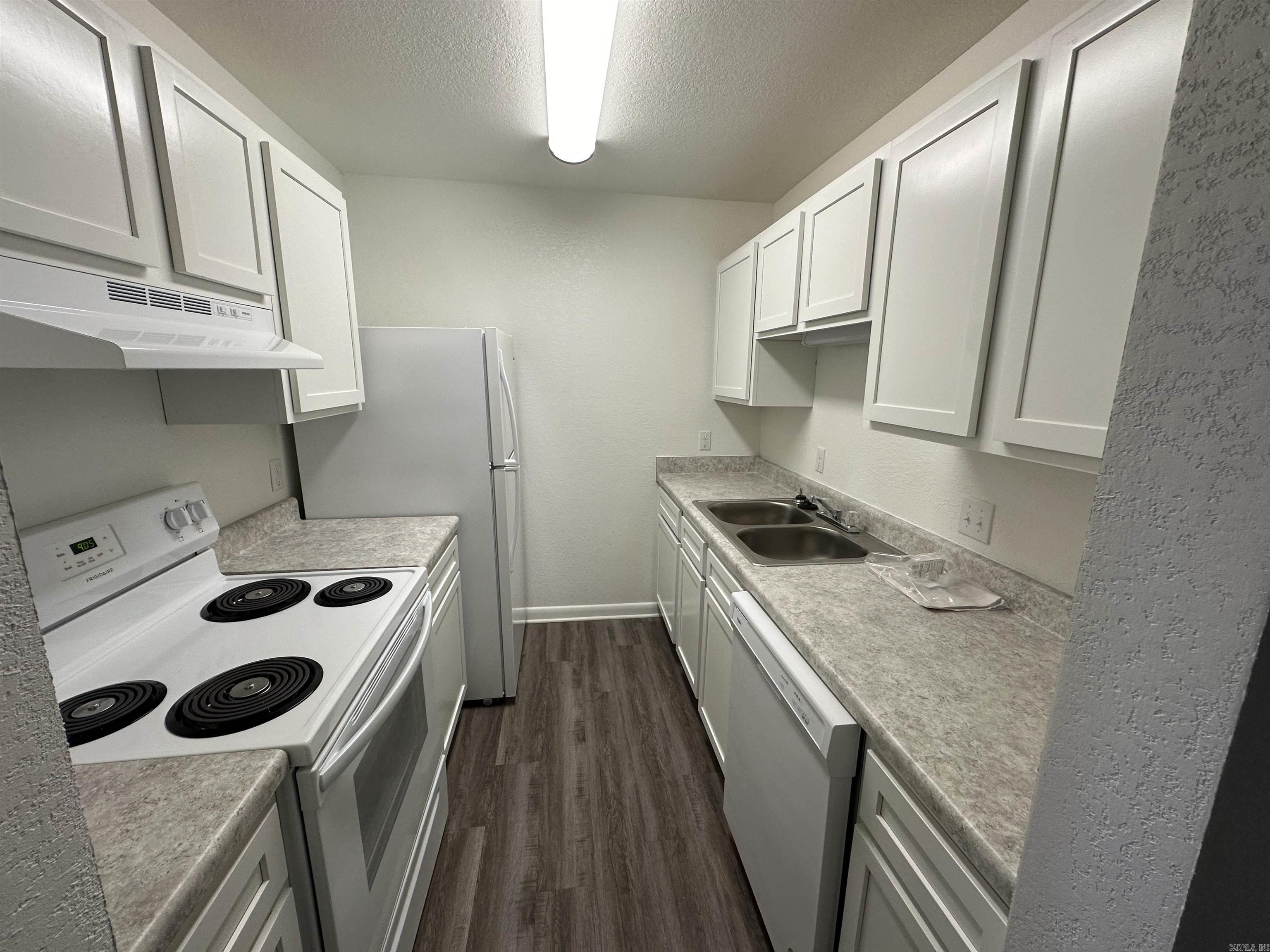 White Rock Estates - Residential Lease