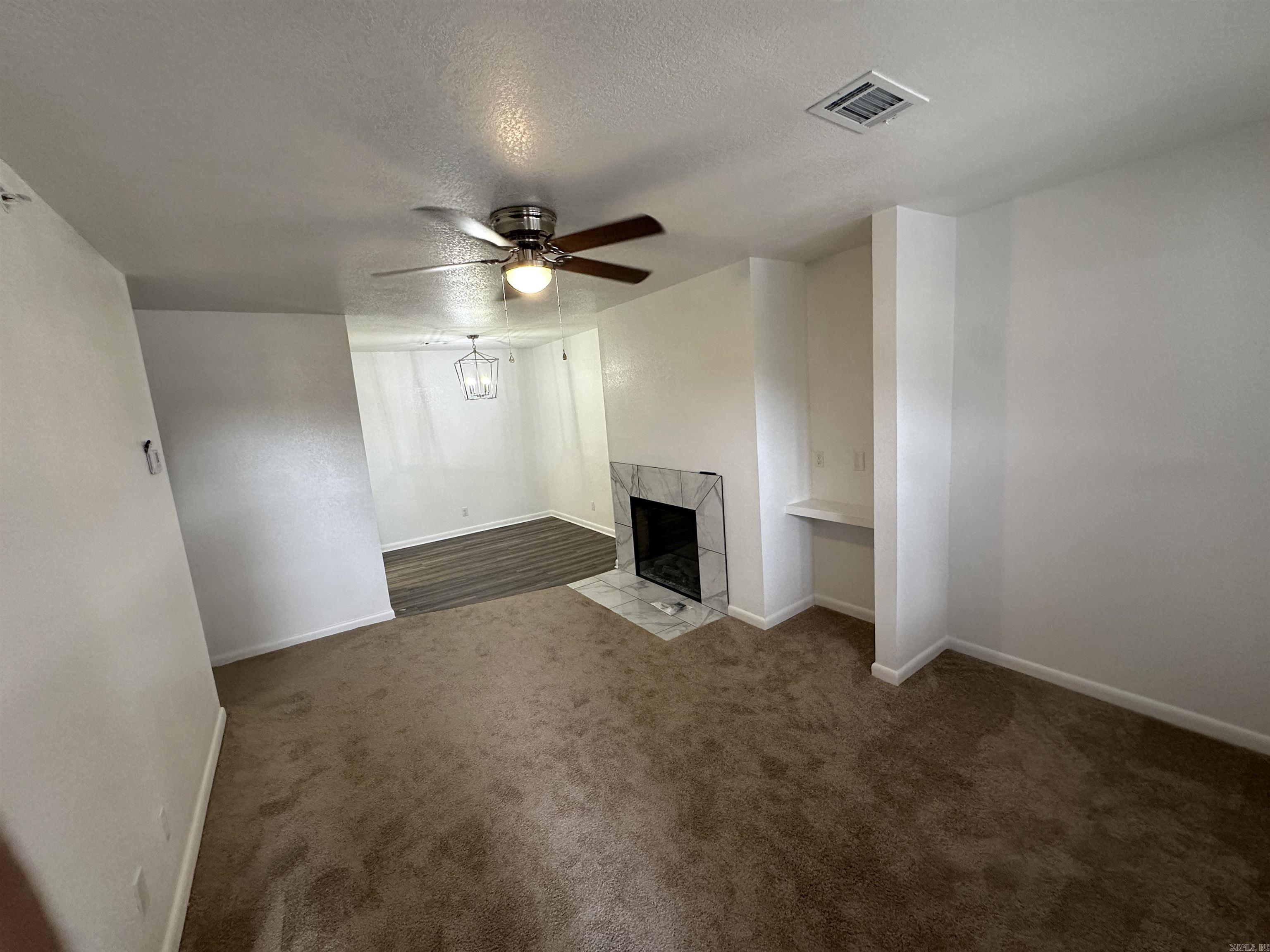 White Rock Estates - Residential Lease