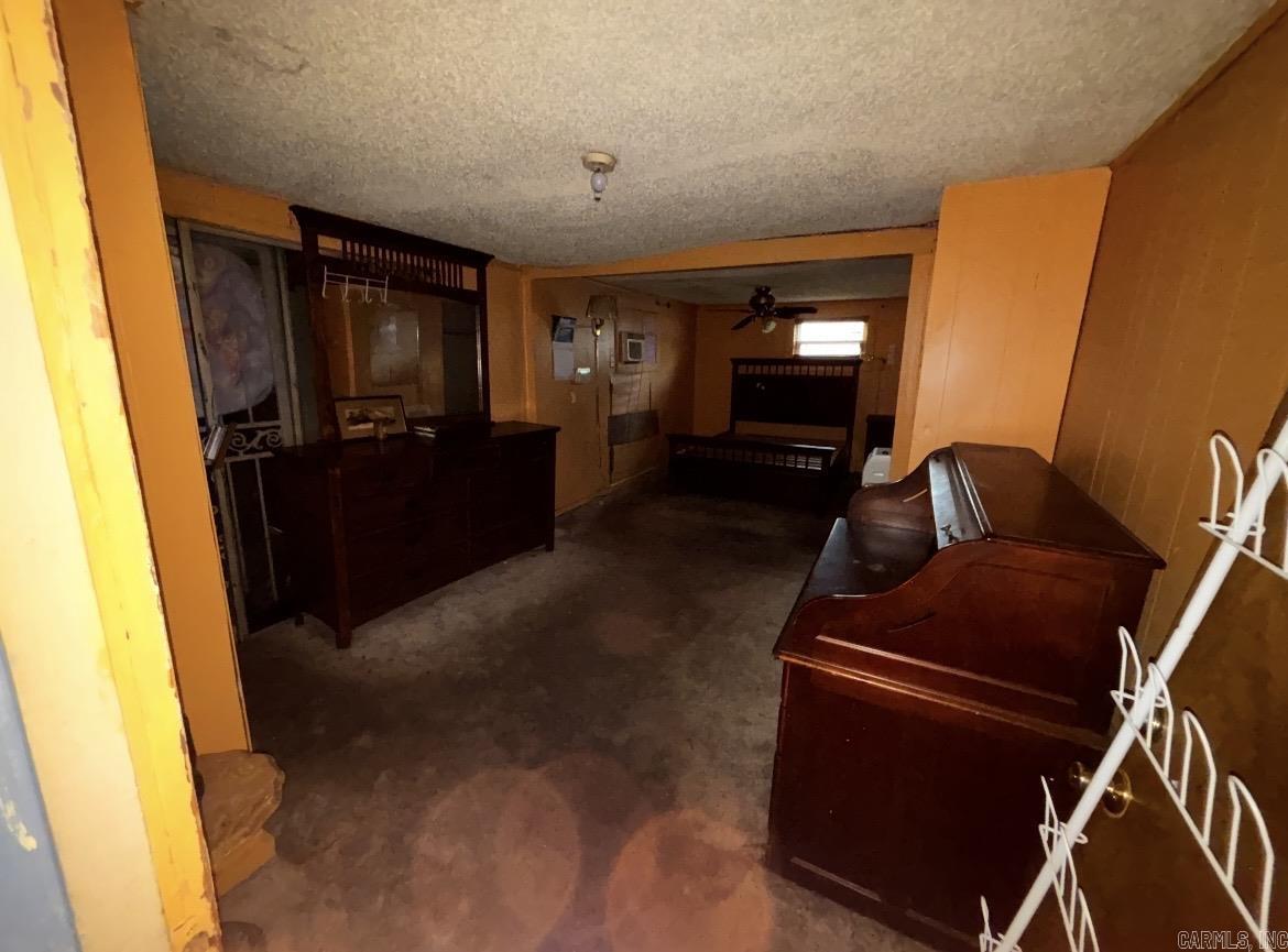 BARROW JOHN - Residential