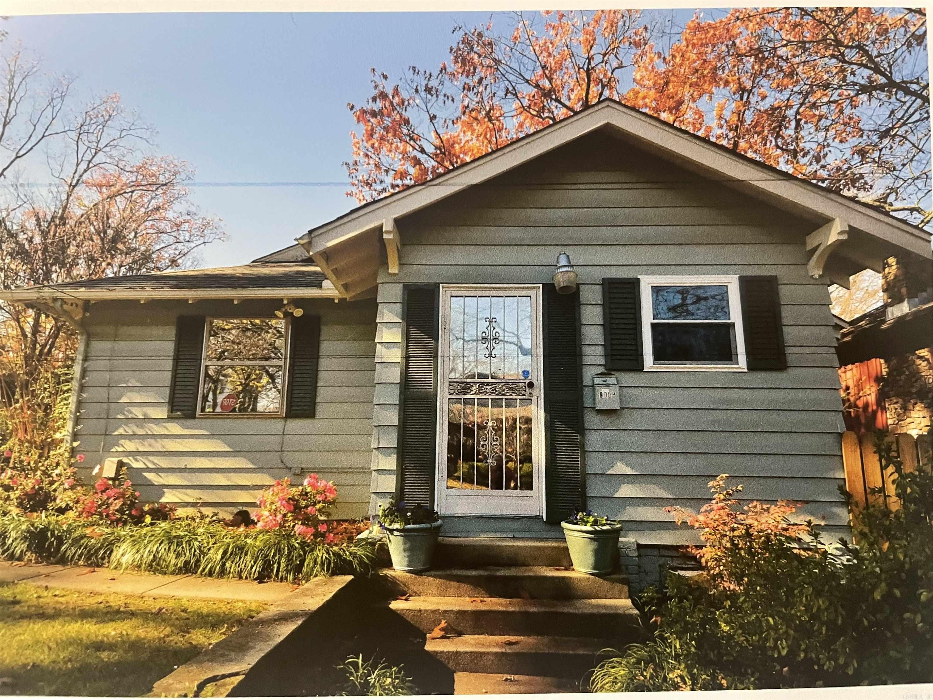 EAST PULASKI HGTS - Residential