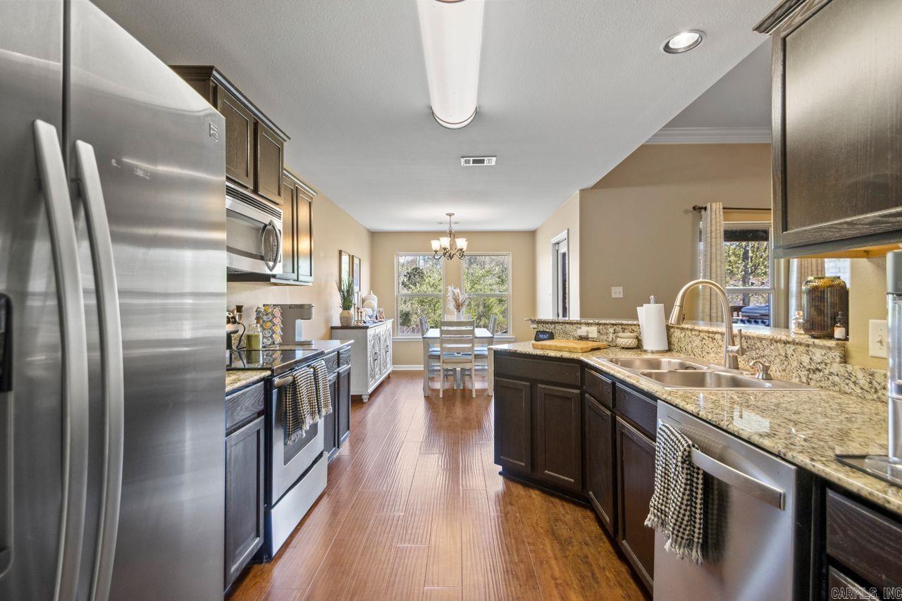 NORTH HAVEN - Residential