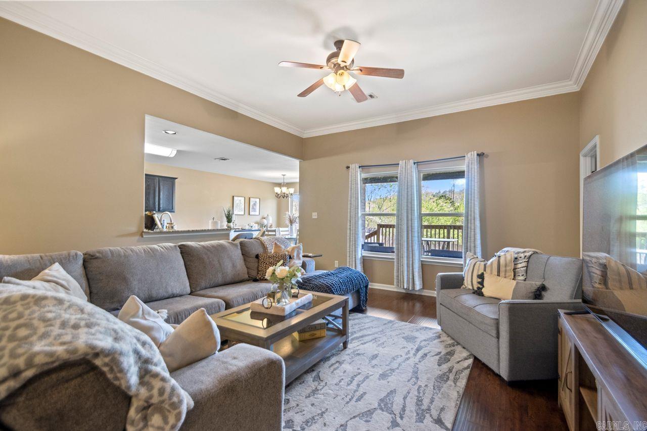 NORTH HAVEN - Residential