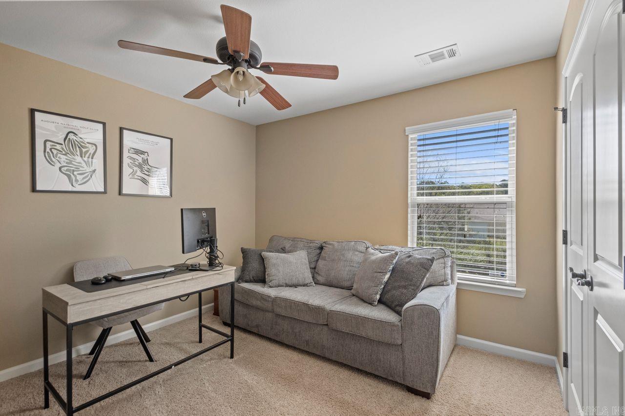 NORTH HAVEN - Residential