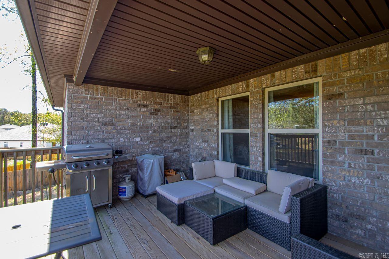 NORTH HAVEN - Residential