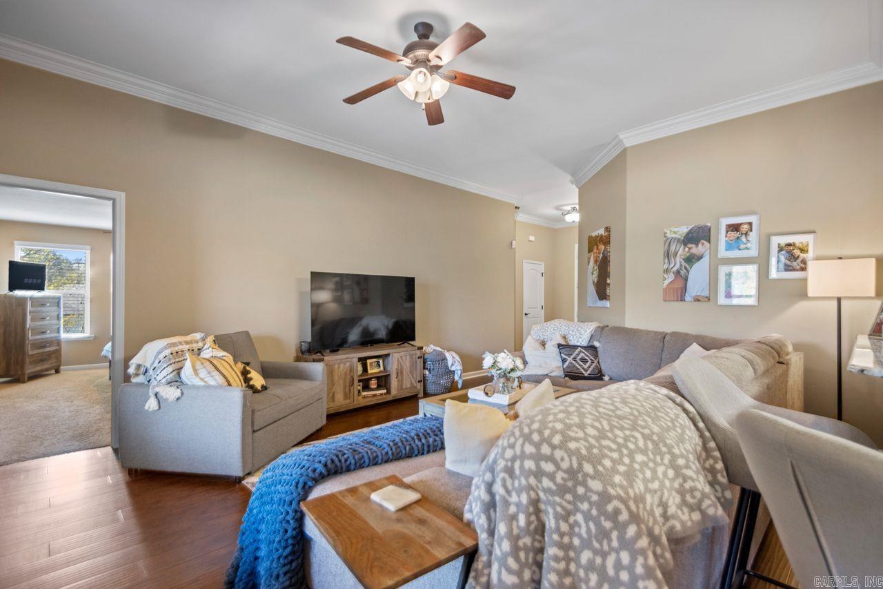 NORTH HAVEN - Residential