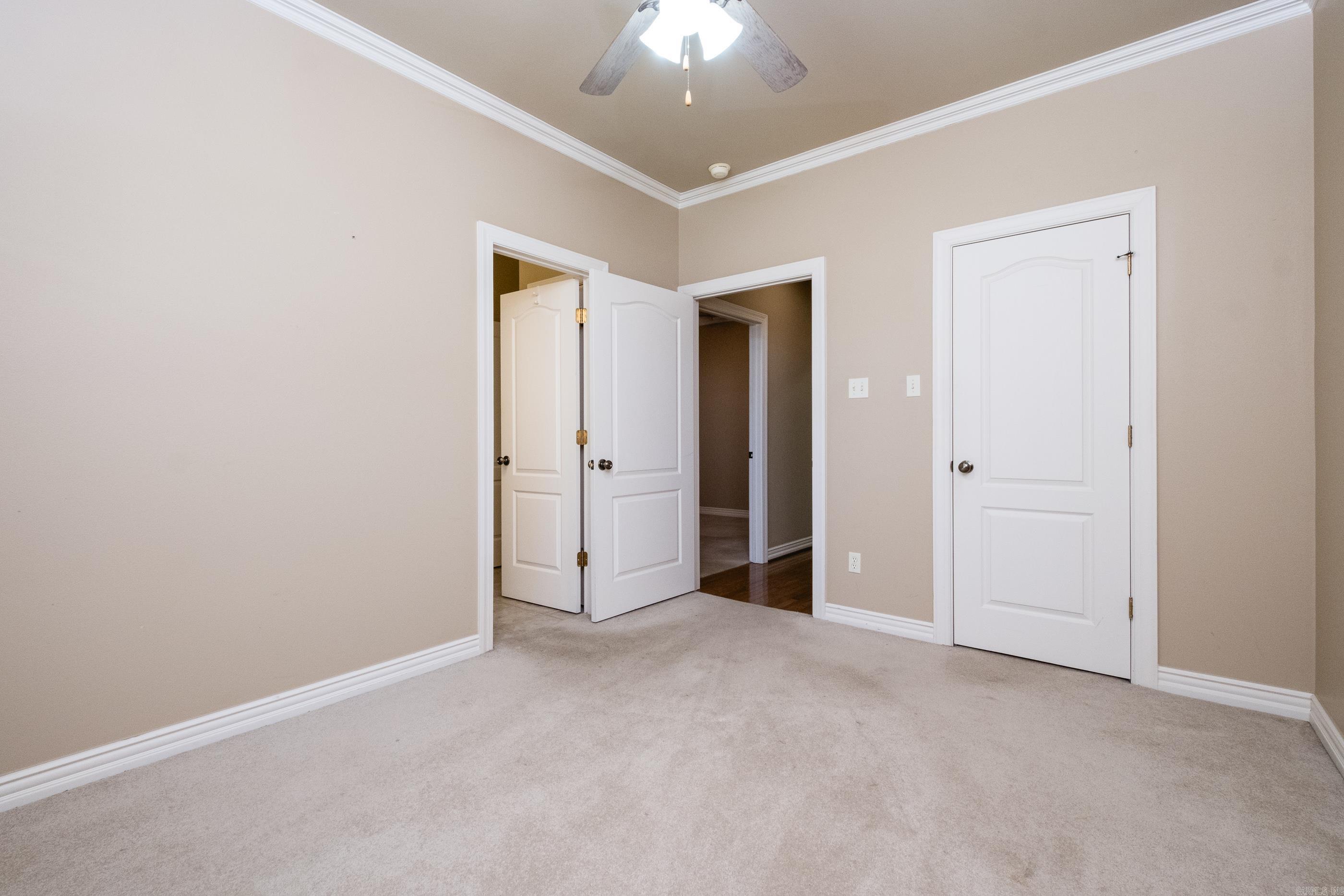 PLEASANT VALLEY MANOR - Residential